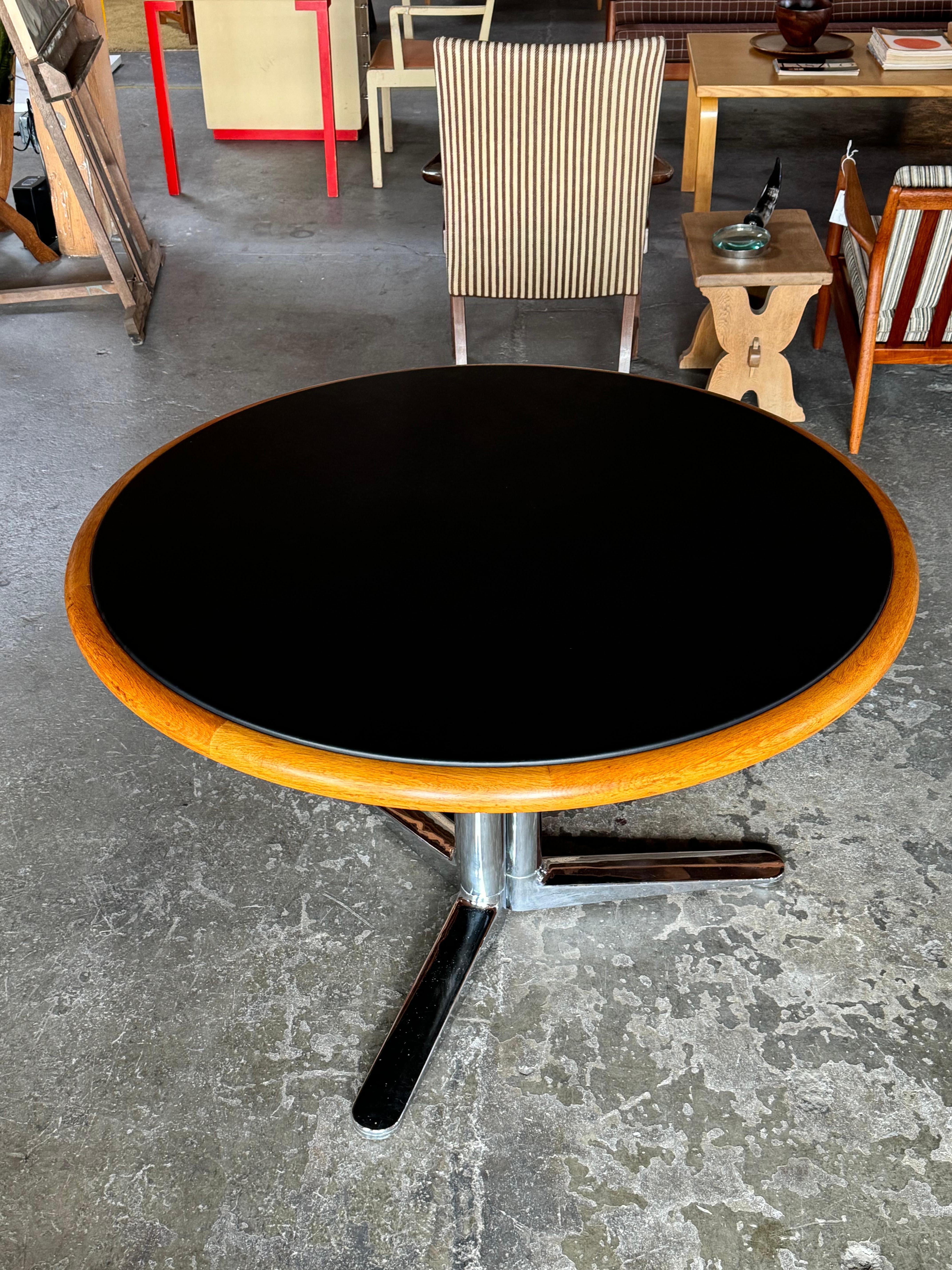 Mid-Century Modern Warren Platner  Round Dining Table for Knoll Oak, Leather & Chrome 1970s