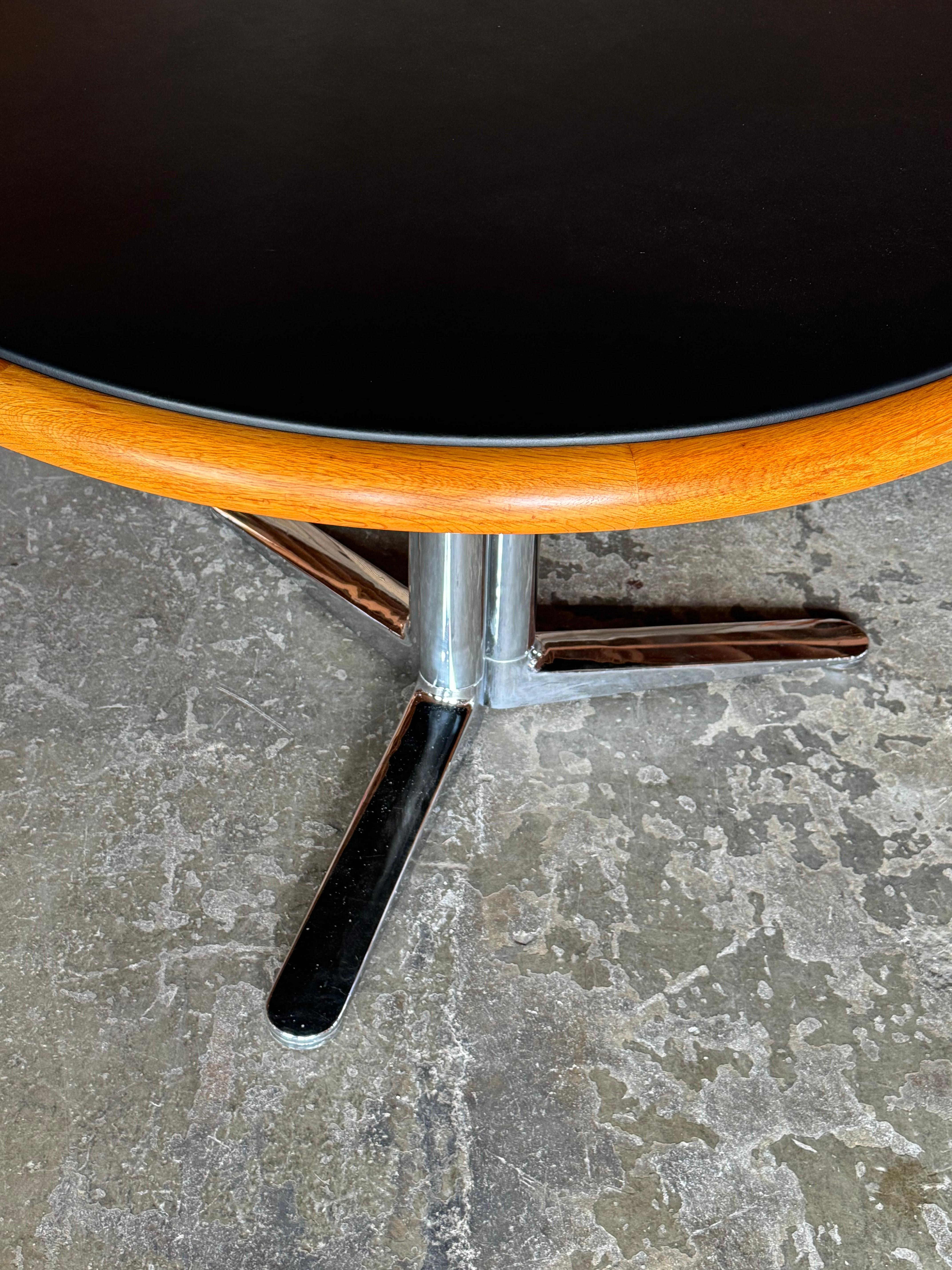 Italian Warren Platner  Round Dining Table for Knoll Oak, Leather & Chrome 1970s
