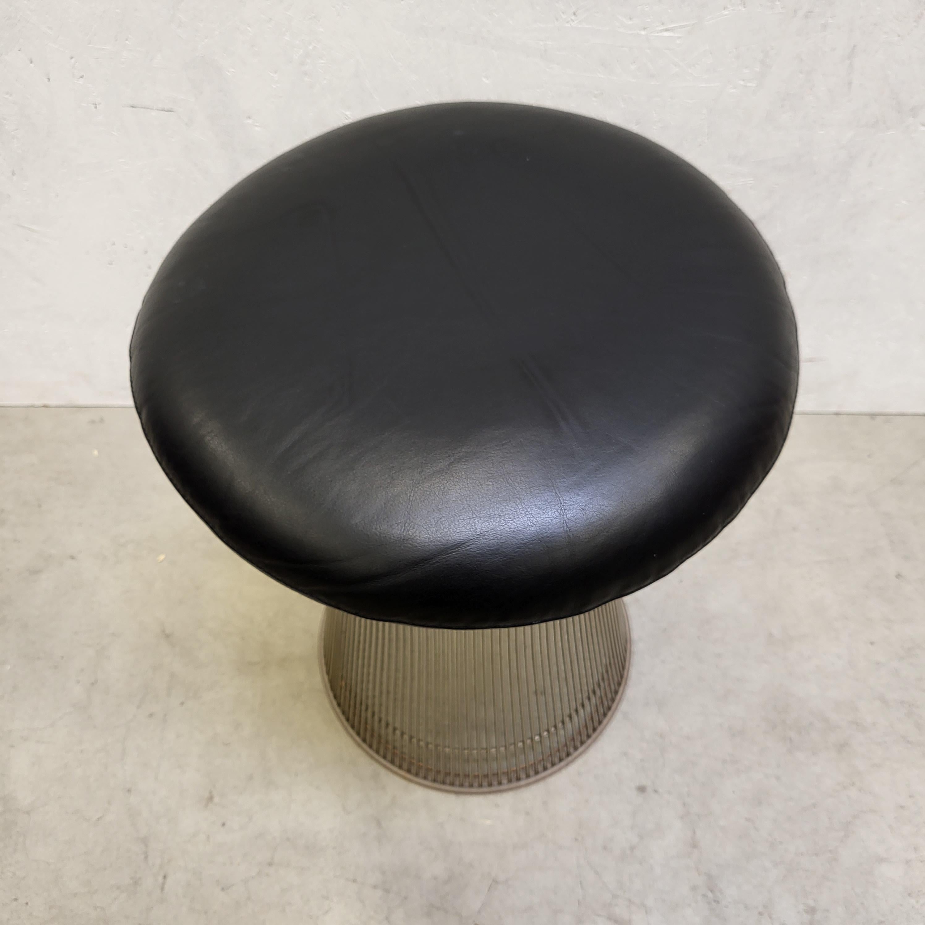 Warren Platner Hocker für Knoll, schwarzes Leder, 2000er-Jahre (amerikanisch) im Angebot