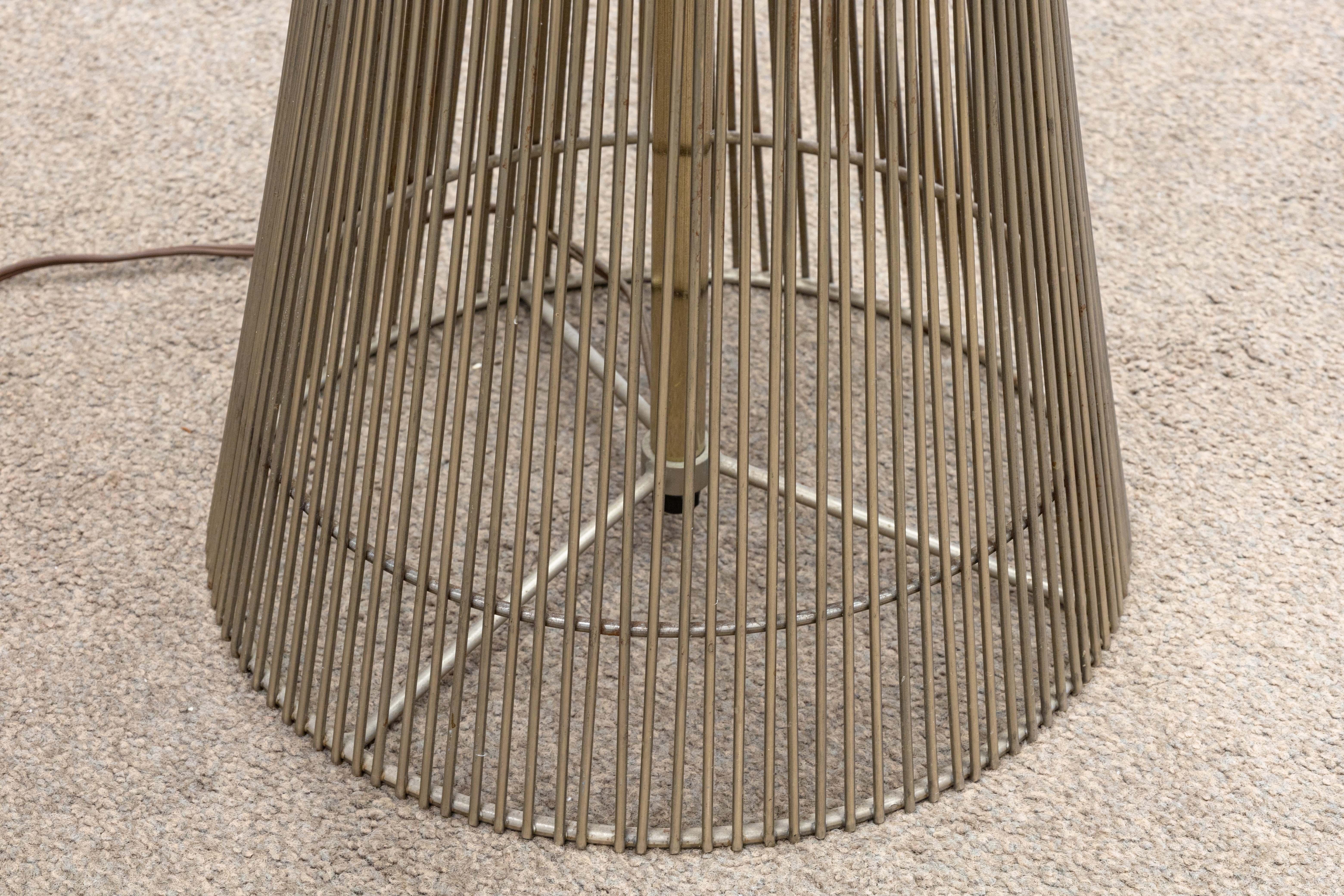 Warren Platner Style Metal and Glass Mid Century Floor Table Lamp For Sale 4