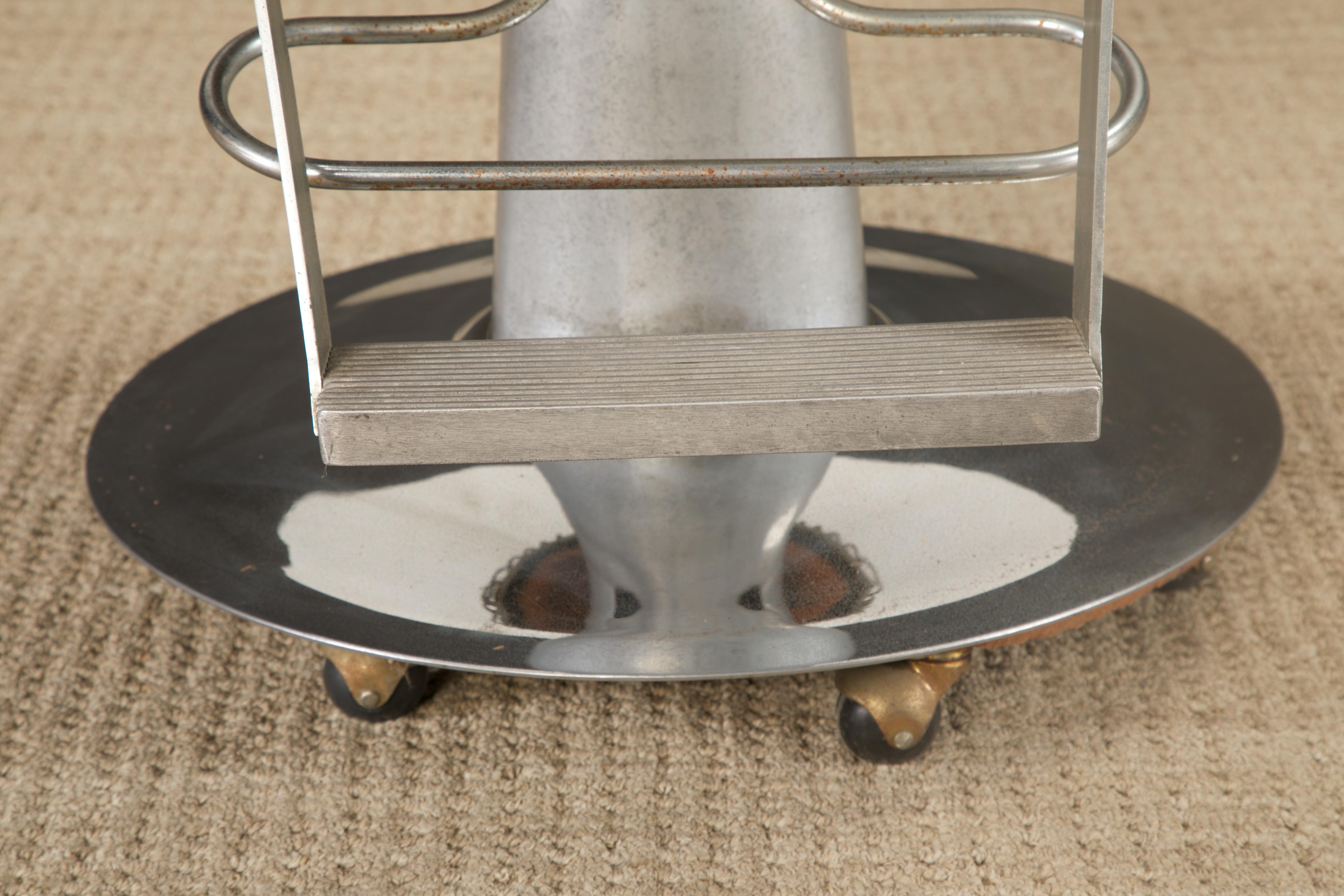 Warren Platner Style Salon-Barhocker auf hydraulischem Fuß mit Rollen, 1960er Jahre (Mitte des 20. Jahrhunderts) im Angebot