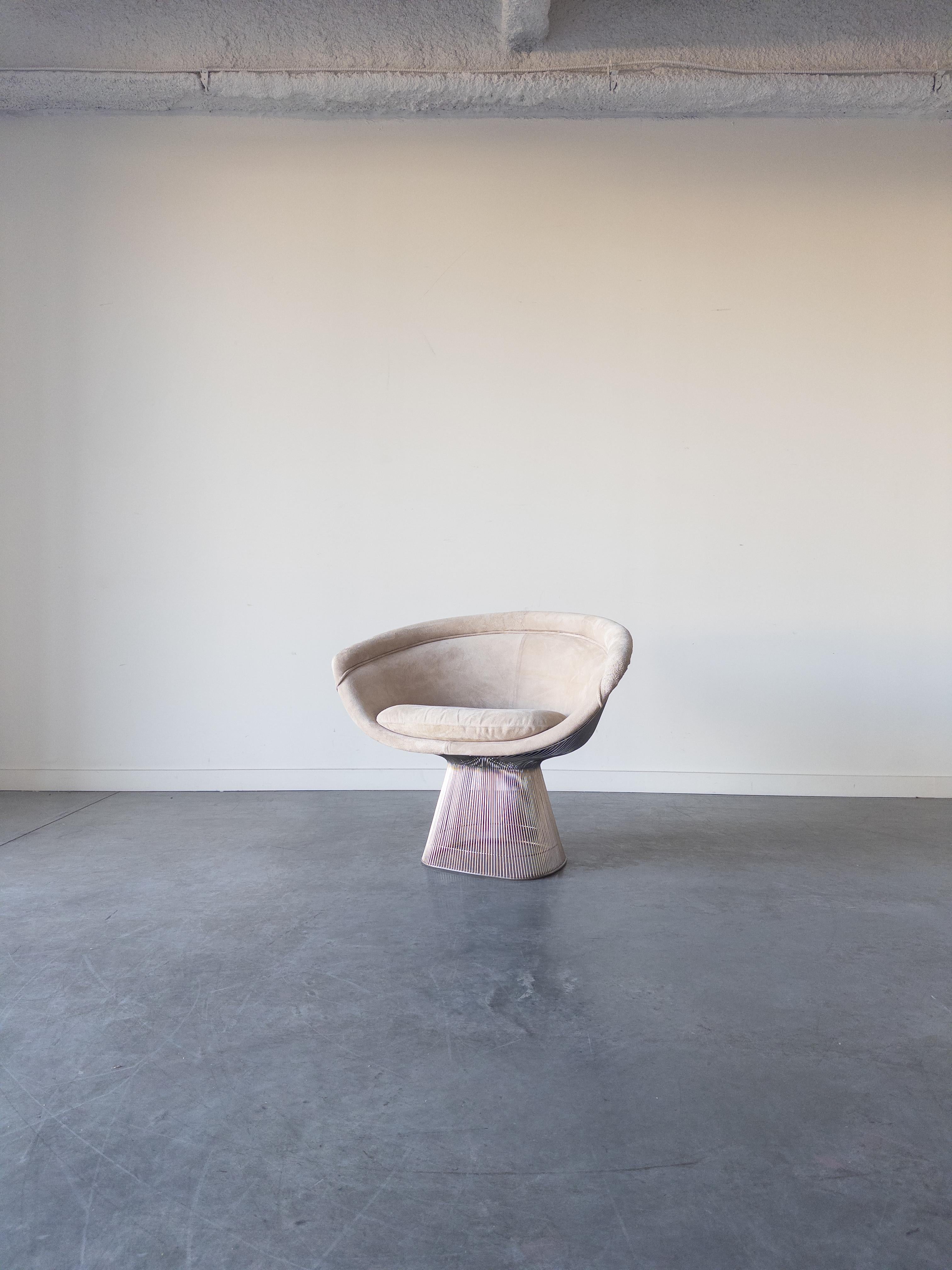 American Warren Platner Sudede Lounge Chair for Knoll International For Sale