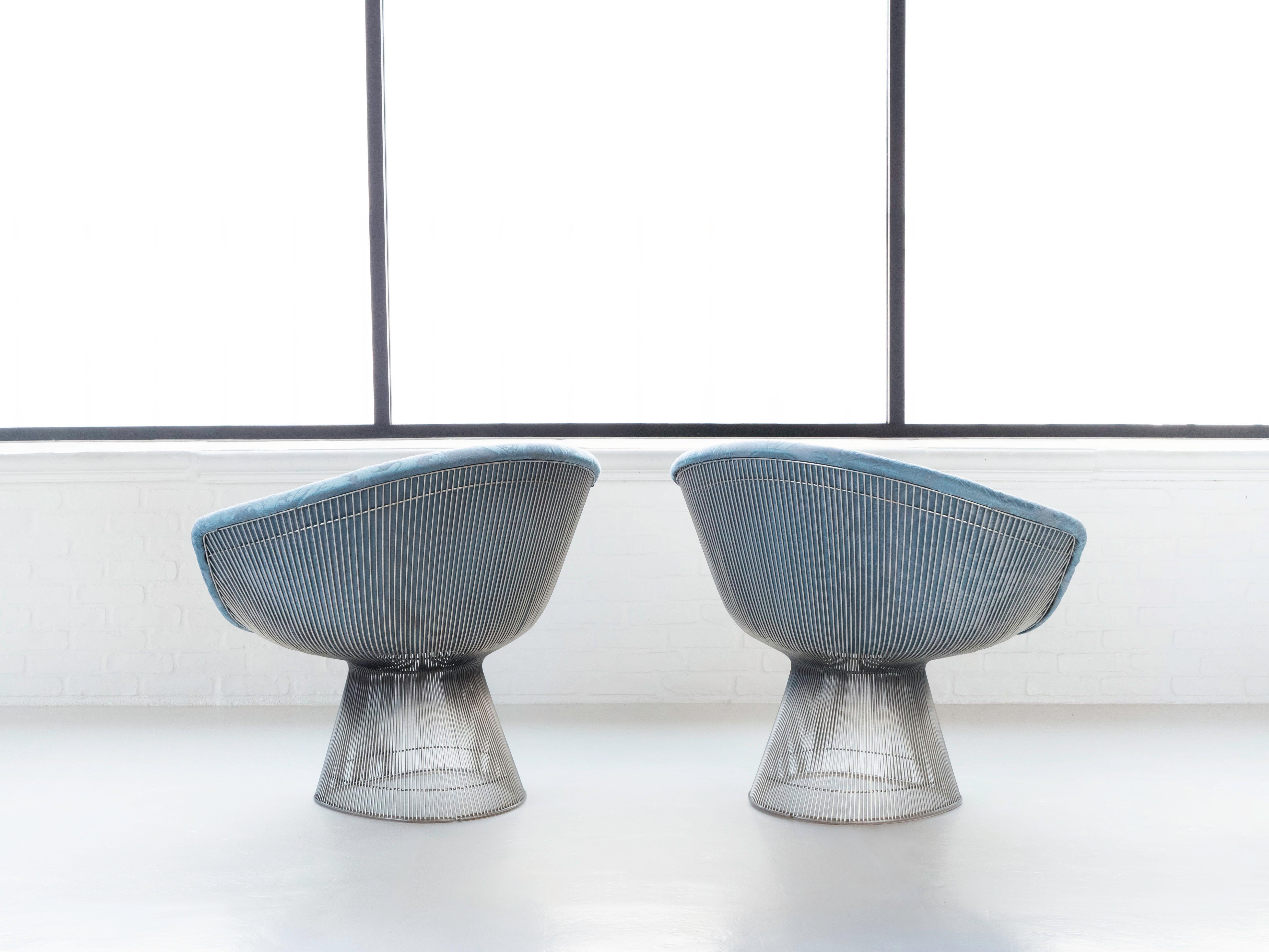 Plated Warren Platner Wire Frame Lounge Chairs and Matching Coffee Table for Knoll