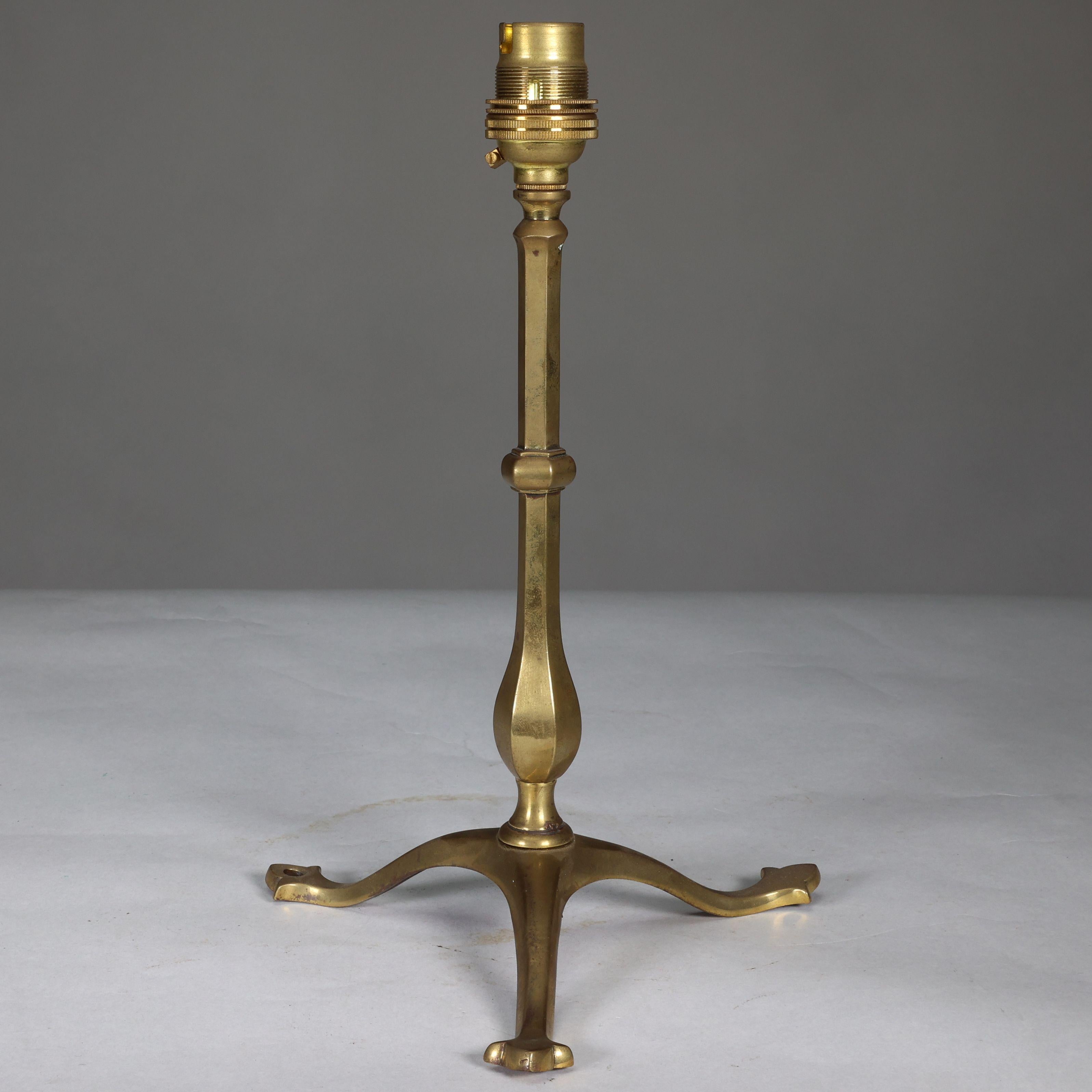 Brass WAS Benson. An Arts and Crafts brass three leg table lamp For Sale