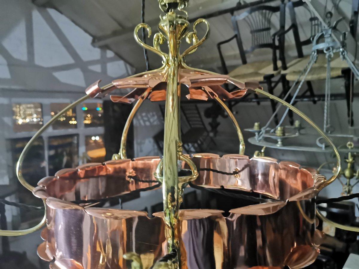 W.A.S. Benson, ein Arts & Crafts-Kronleuchter aus Kupfer und Messing mit 5 Vaseline-Schirmen. im Zustand „Gut“ im Angebot in London, GB