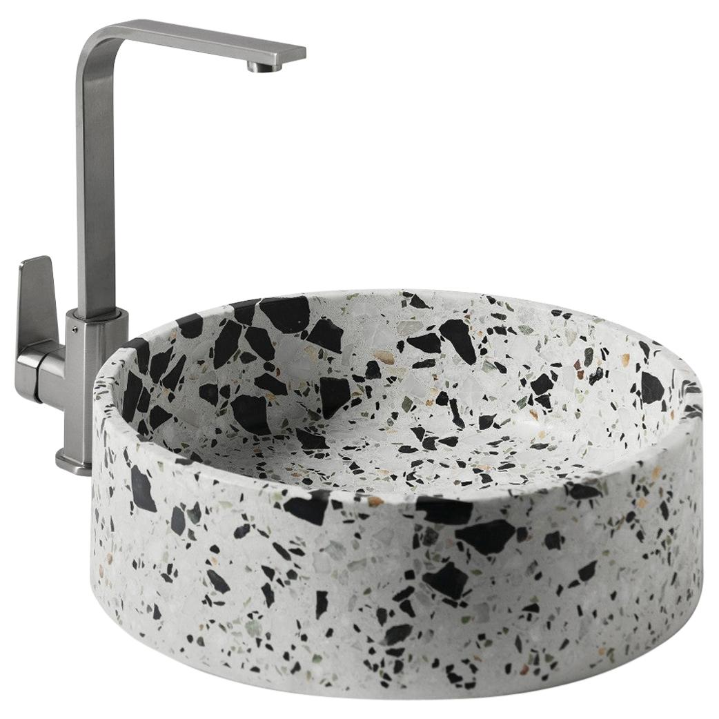 Wash Basin / Vessel Sink 'HUI' Made of Terrazzo 'White' For Sale