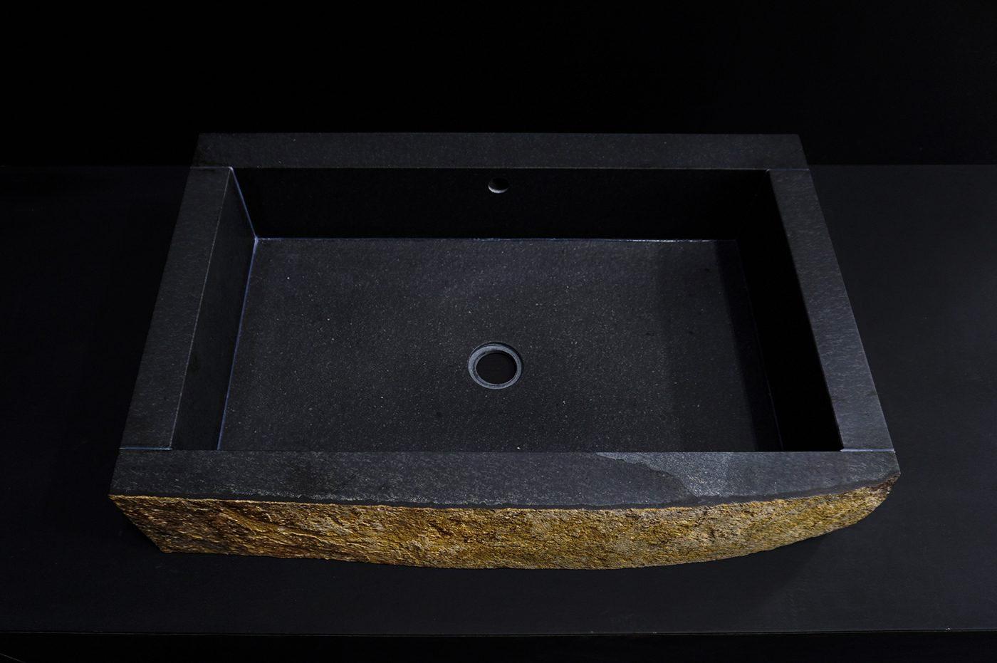 Washbasin S10 Sink by Okurayama
One Of A Kind.
Dimensions: D 40 x W 30 x H 13 cm.
Material: Daté Kan Stone.

Rich colors and patterns drawn by the work of the earth of over 20 million years.　This washbasin is made using multiple traditional