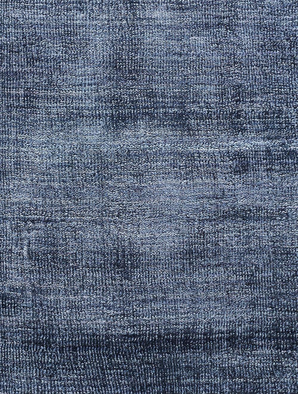 Ge gewaschener blauer Karma-Teppich von Massimo Copenhagen (Postmoderne) im Angebot