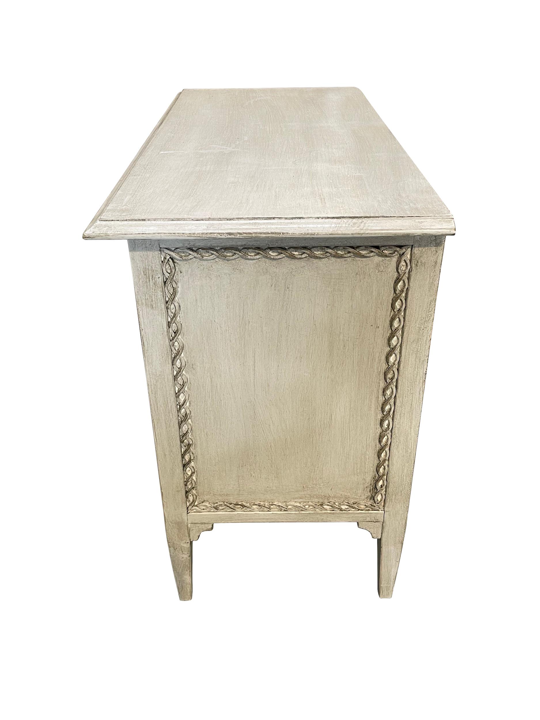 Washed Grey Decoratively Painted Three Drawer Commode, Italy, Contemporary In New Condition For Sale In New York, NY