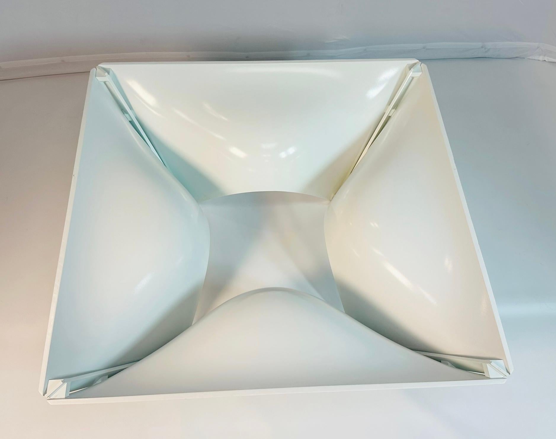 Aluminium Table basse Washington Corona signée David Adjaye pour Knoll en vente