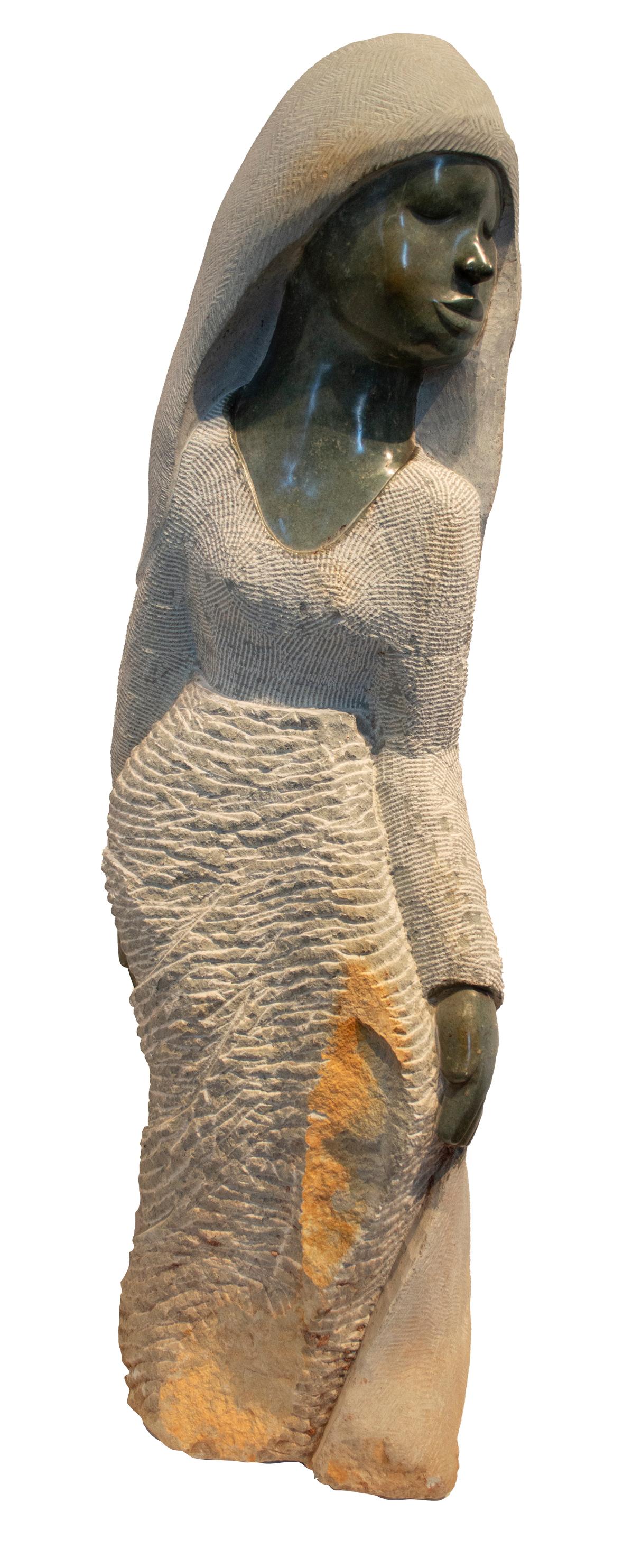 « Traditionnel Dresser », sculpture en pierre d'opale du sculpteur Shona Washington Msonza en vente 4