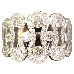 Waskoll Diamond Pavage 18 Karat White Gold Wave Ring