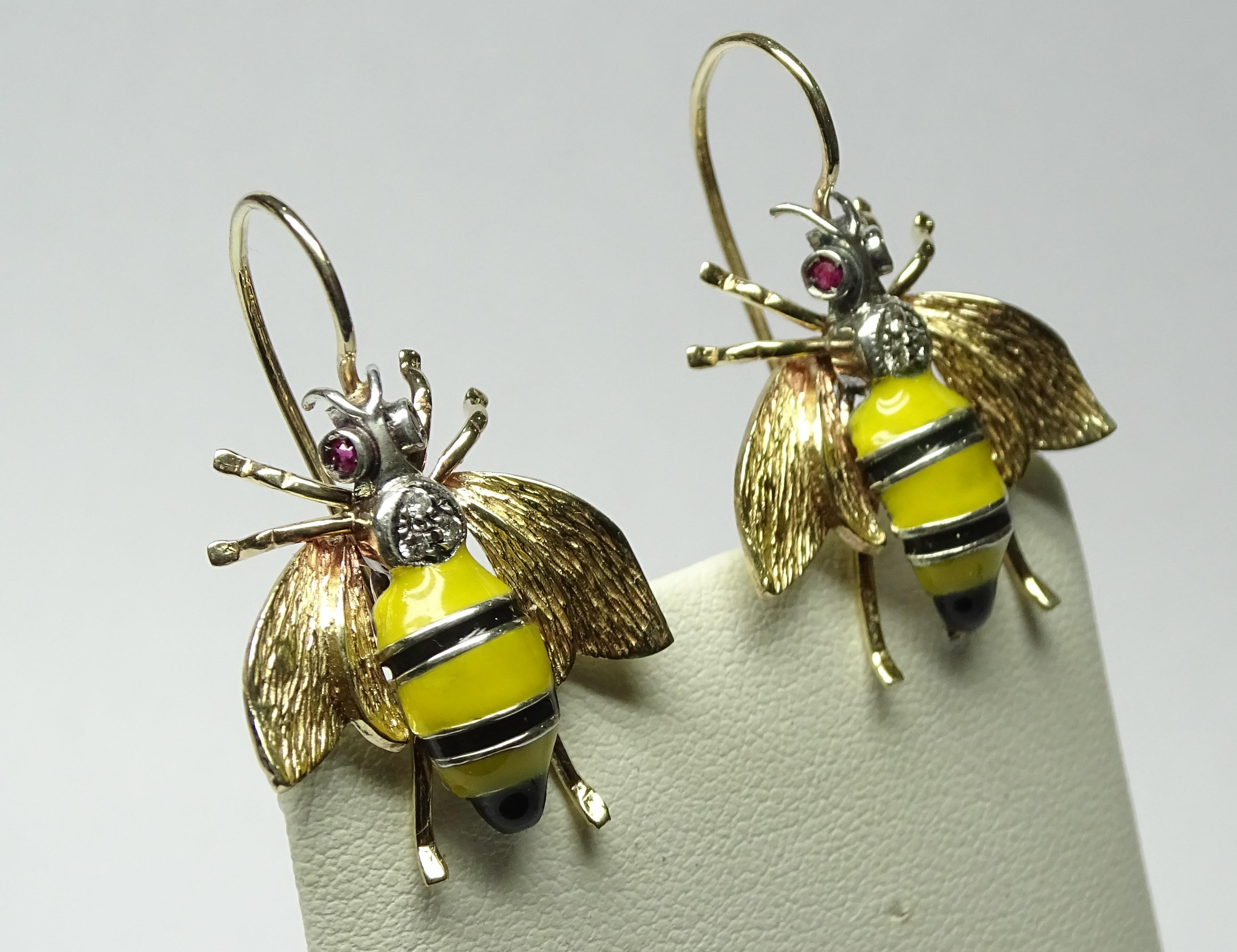 Art Nouveau Wasp Yellow Black Enamel Ruby Round Cut White Diamond Yellow Gold Earrings For Sale