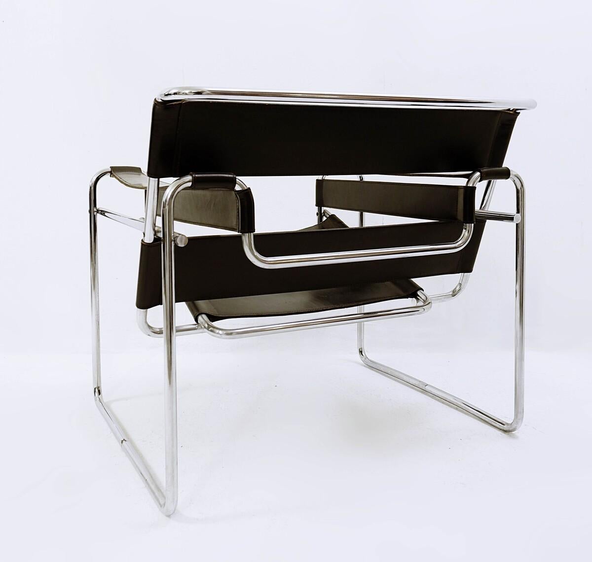 'Wassily' Armchair by Marcdel Breuer. Black Original Leather 1
