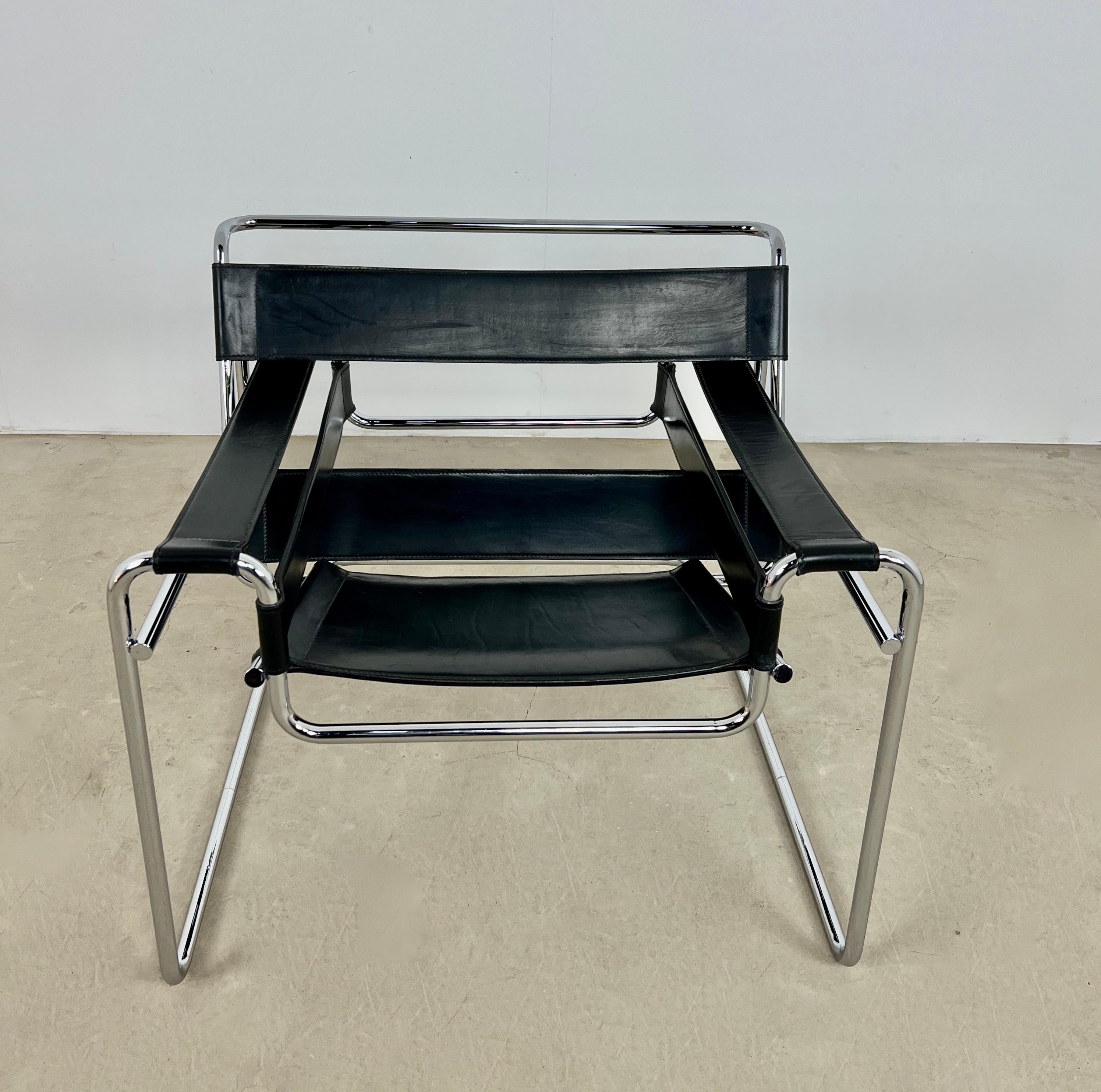 Wassily Armchair by Marcel Breuer for Gavina, 1972 In Good Condition In Lasne, BE