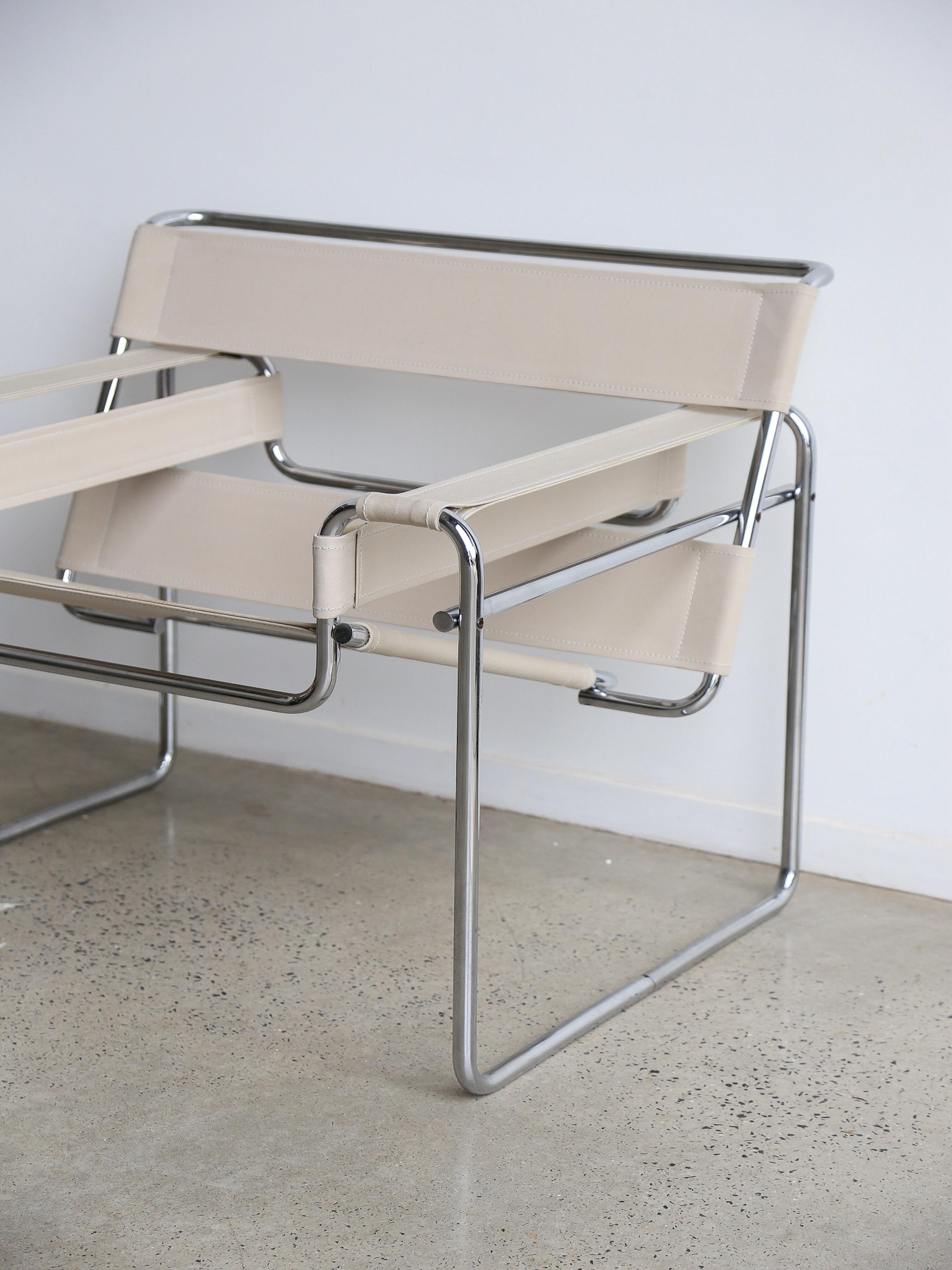 Wassily Armchair by Marcel Breuer for Knoll 1960s 6