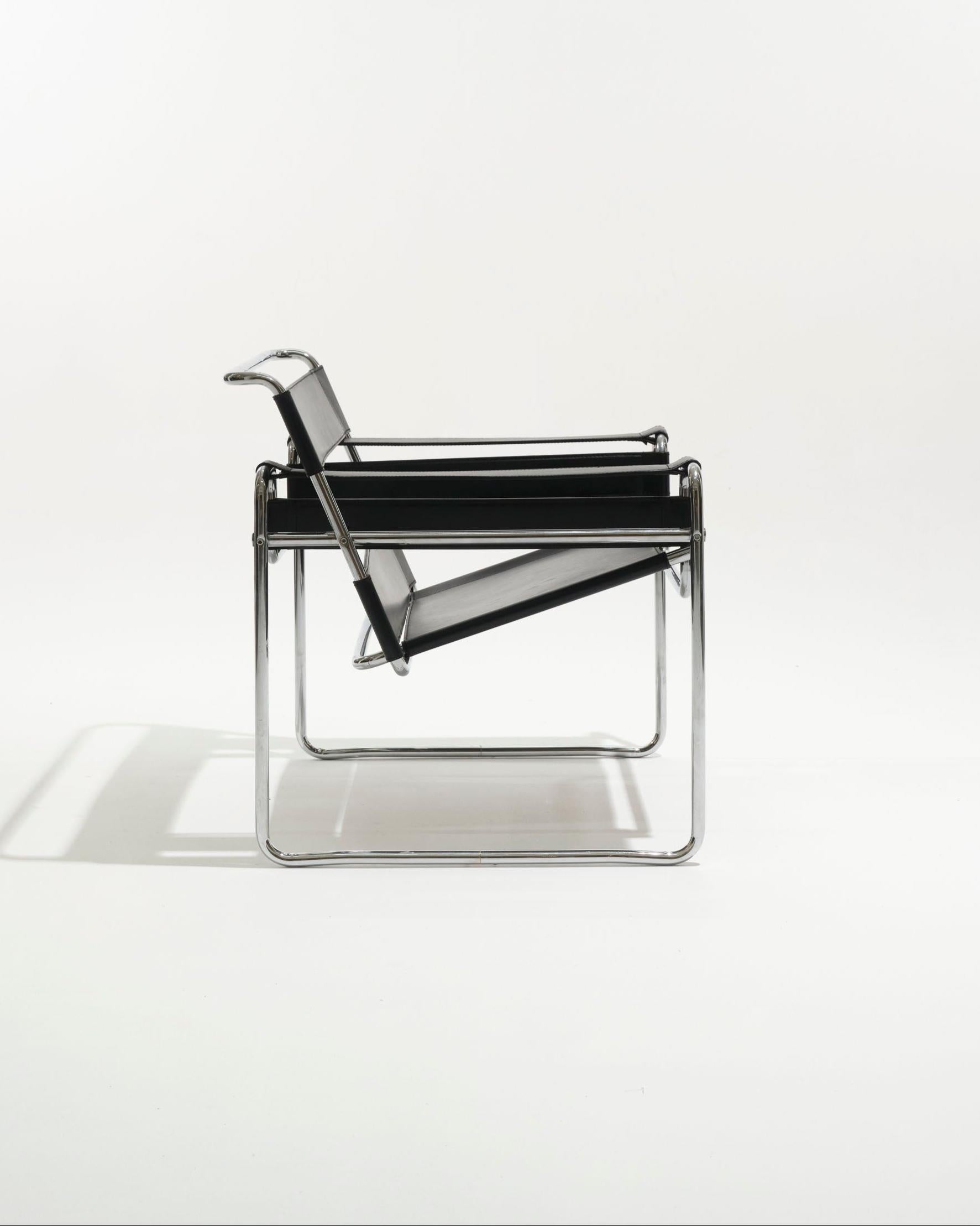 Wassily-Sessel aus schwarzem Leder, Marcel Breuer, 2000er Jahre im Angebot 1