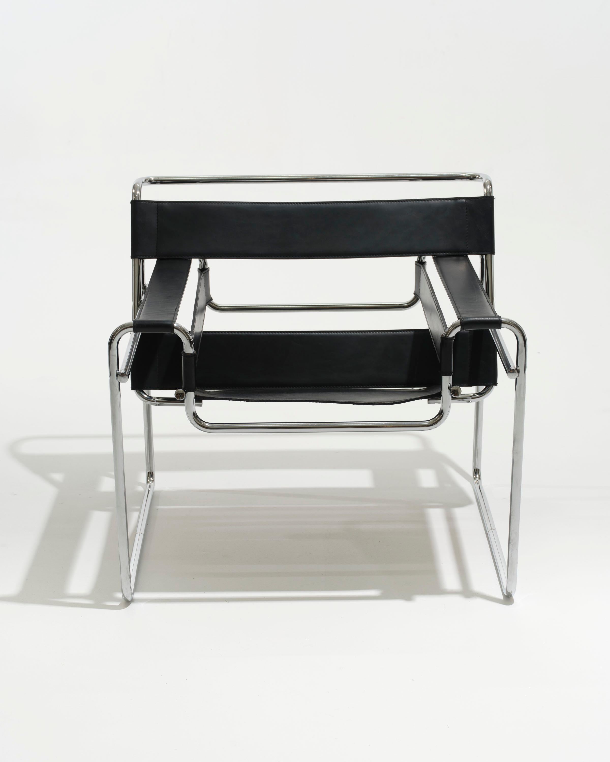 Wassily-Sessel aus schwarzem Leder, Marcel Breuer, 2000er Jahre im Angebot 4