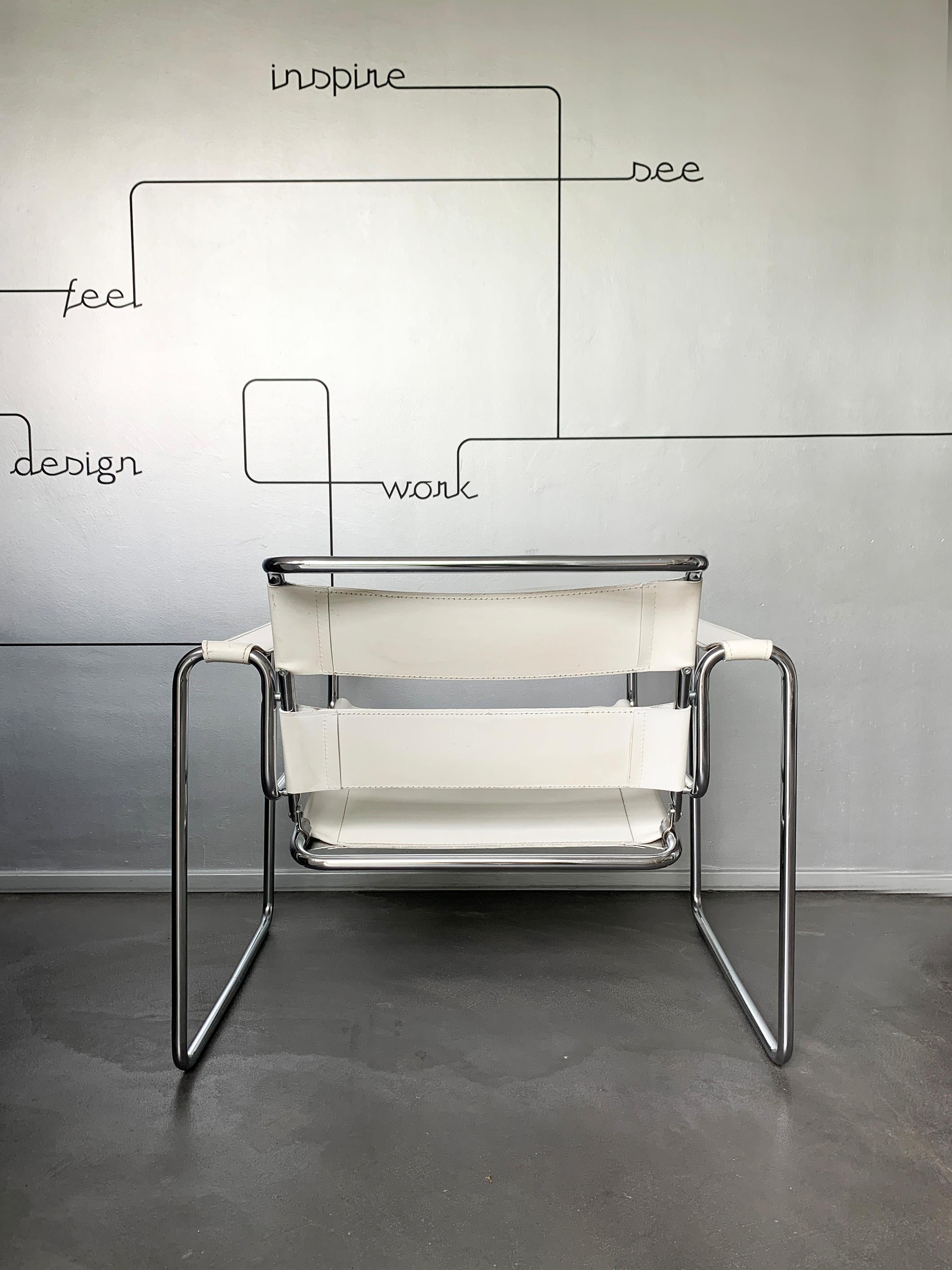 Italian Wassily B3 armchair by Marcel Breuer, white leather, Italy 1980s For Sale