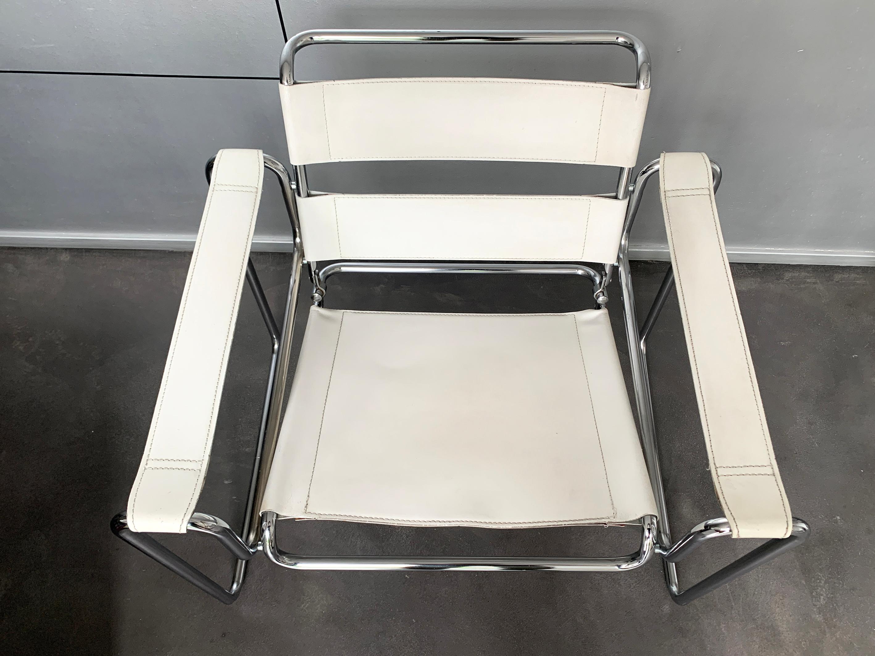 Steel Wassily B3 armchair by Marcel Breuer, white leather, Italy 1980s For Sale