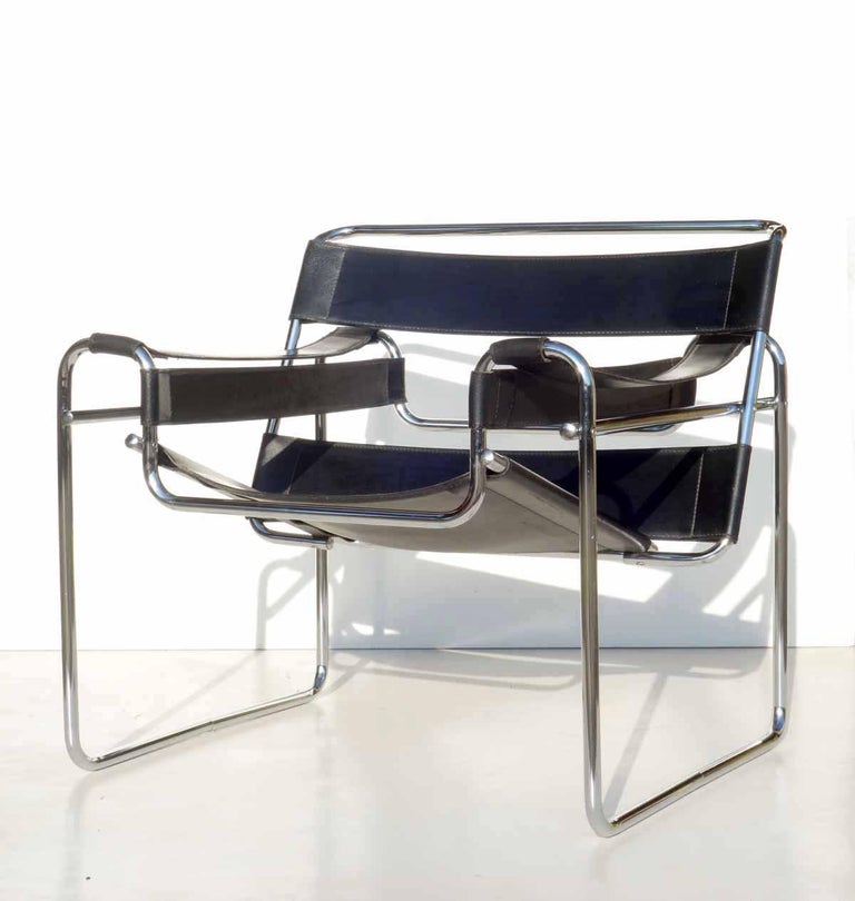 "Wassily" by Marcel Breuer Bauhaus Style 1970s Design Black Leather