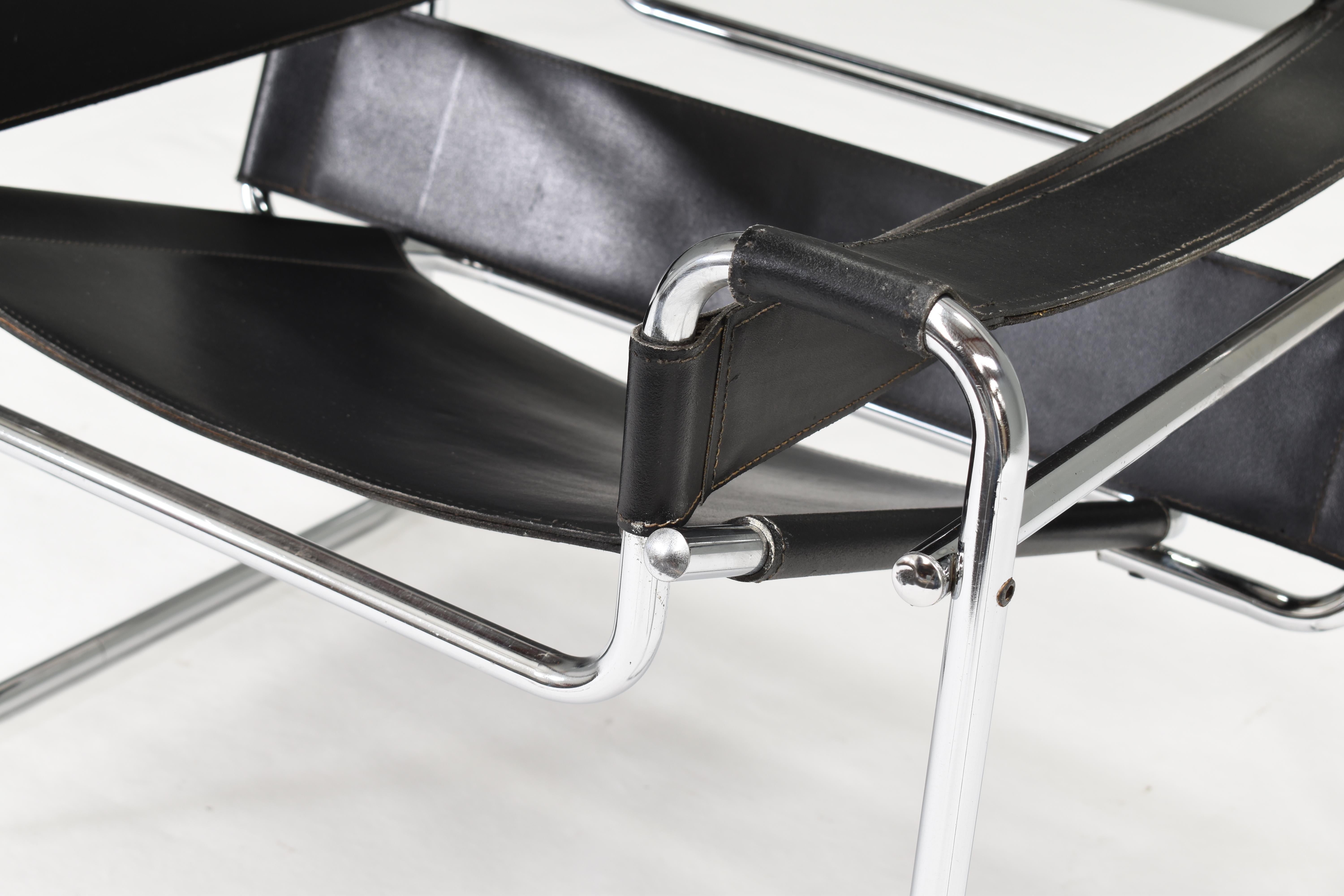 Wassily Chair by Marcel Breuer for Knoll in Black Leather circa 1970-80 4