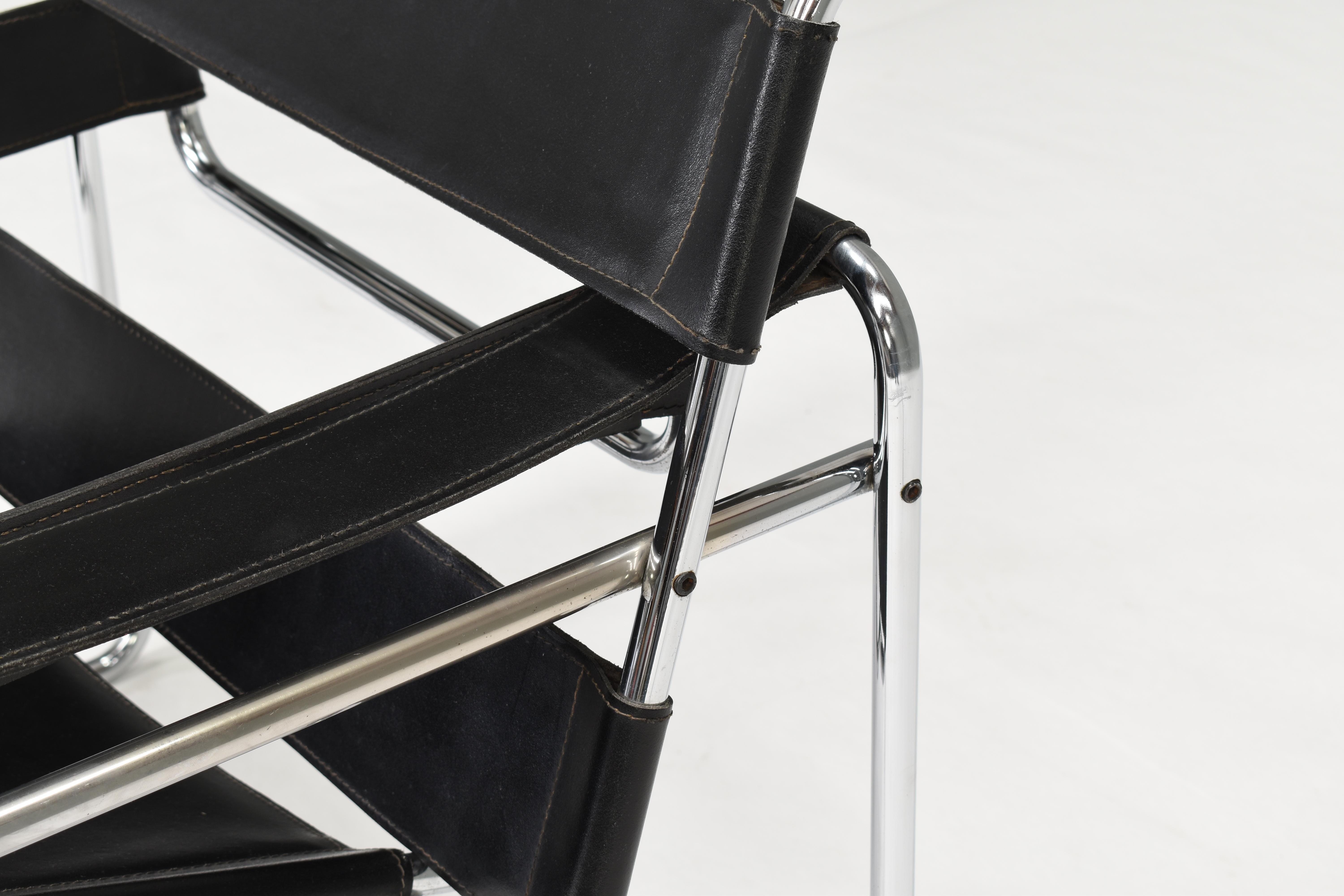 Wassily Chair by Marcel Breuer for Knoll in Black Leather circa 1970-80 5