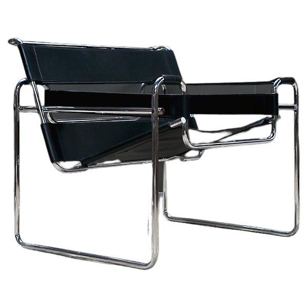 Wassily Chair by Marcel Breuer for Knoll International For Sale