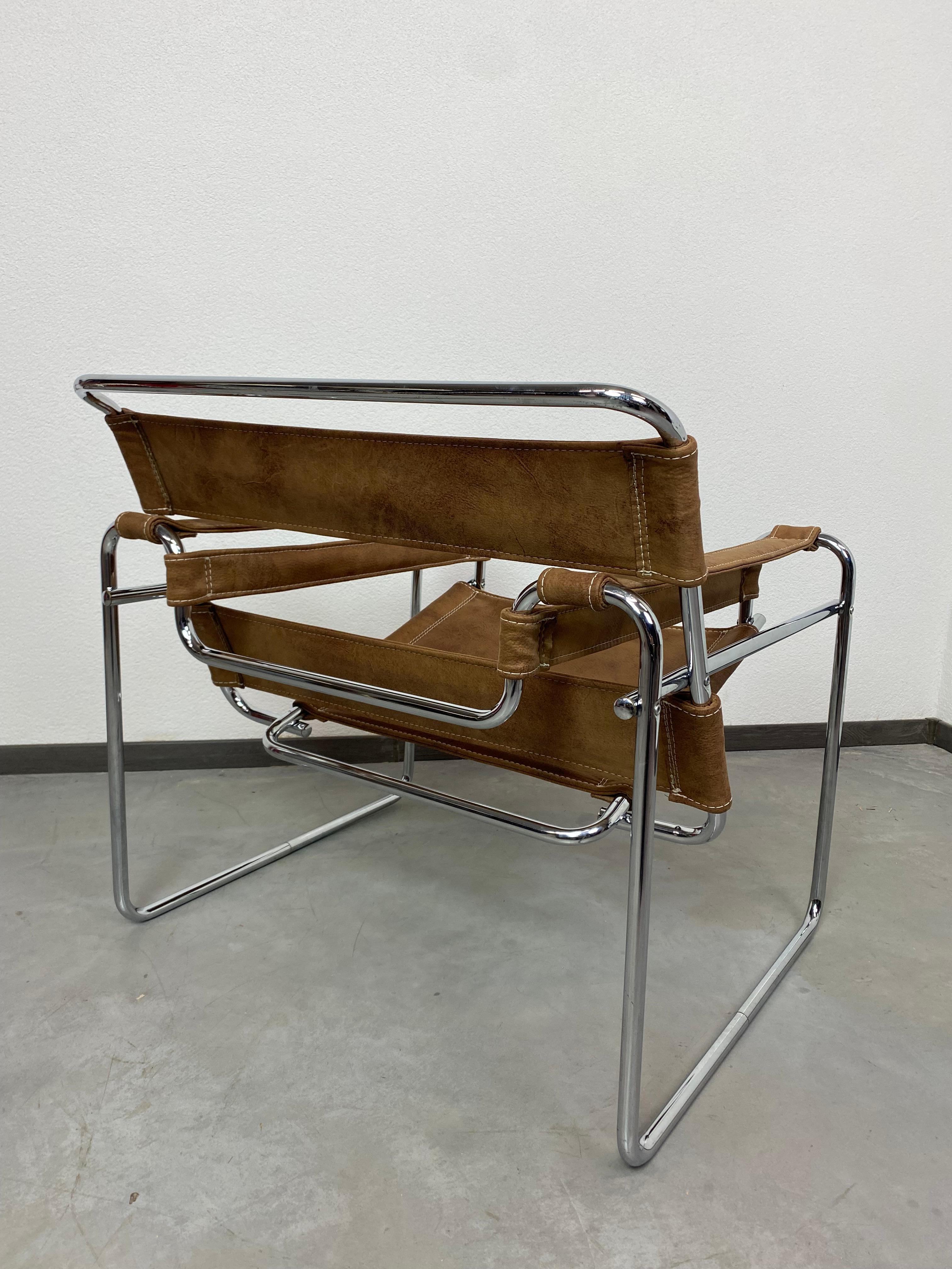 Wassily chair by Marcel Breuer For Sale 1