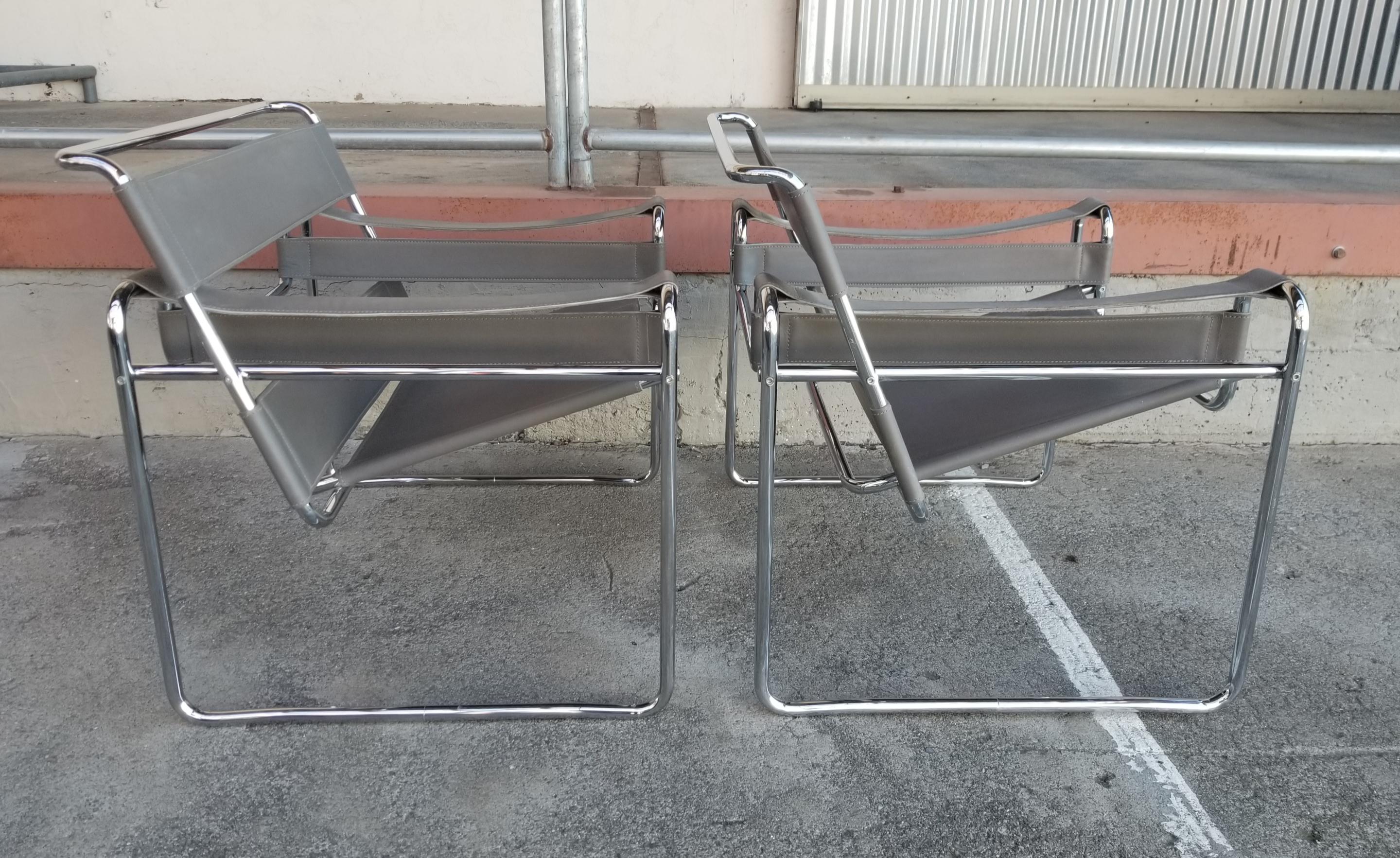 A pair of iconic Mid-Century Modern 