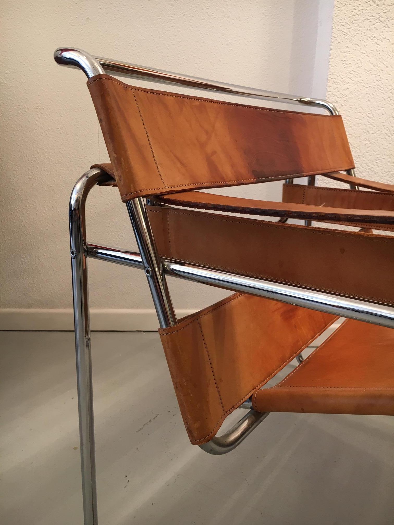 Wassily Cognac Leather Armchair by Marcel Breuer Knoll, circa 1970 2
