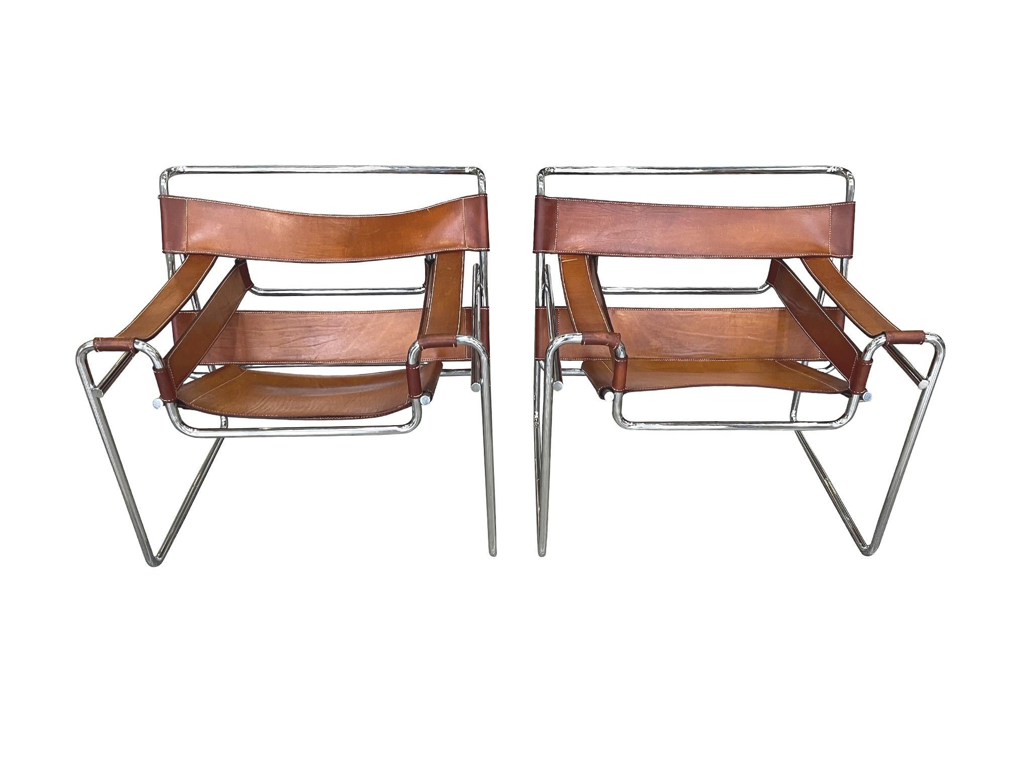 Wassily Leather & Chrome Lounge Chairs by Marcel Breuer, a Pair In Good Condition In New York, NY