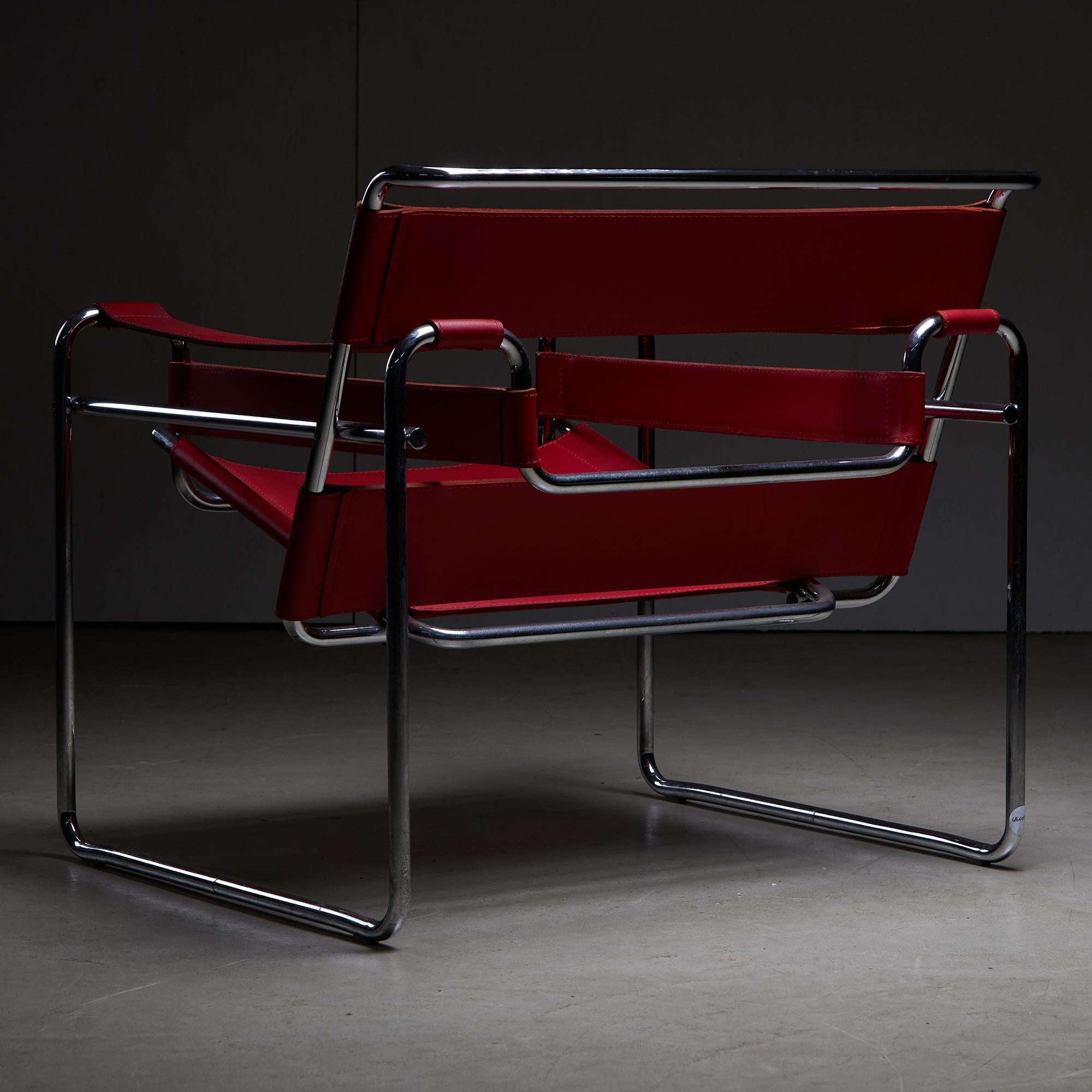 Wassily Lounge Chair by Marcel Breuer for Knoll, 1920s In Good Condition For Sale In Budapest, HU