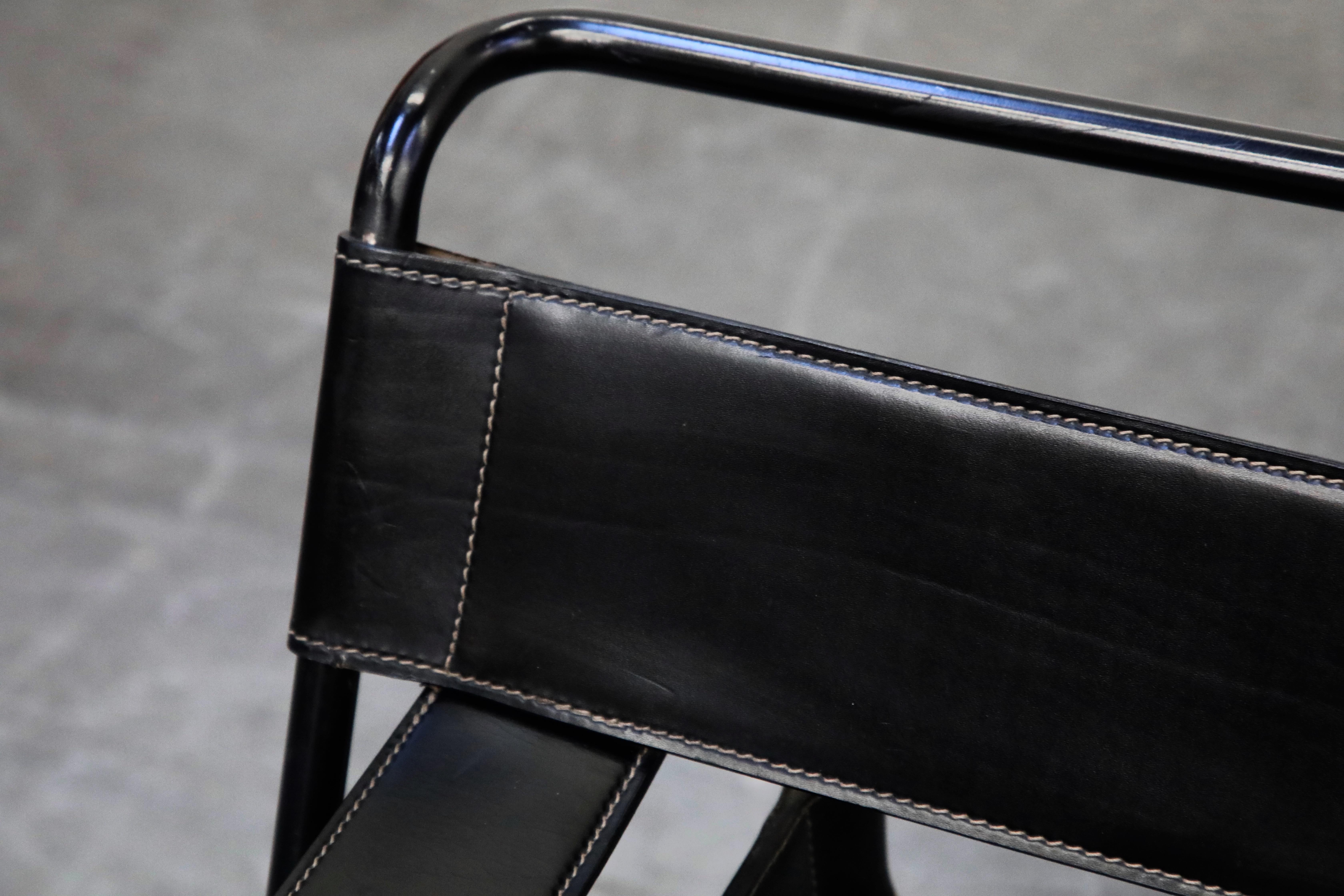 'Wassily' Marcel Breuer for Knoll, Rare Black on Black Leather Lounge Chair 2