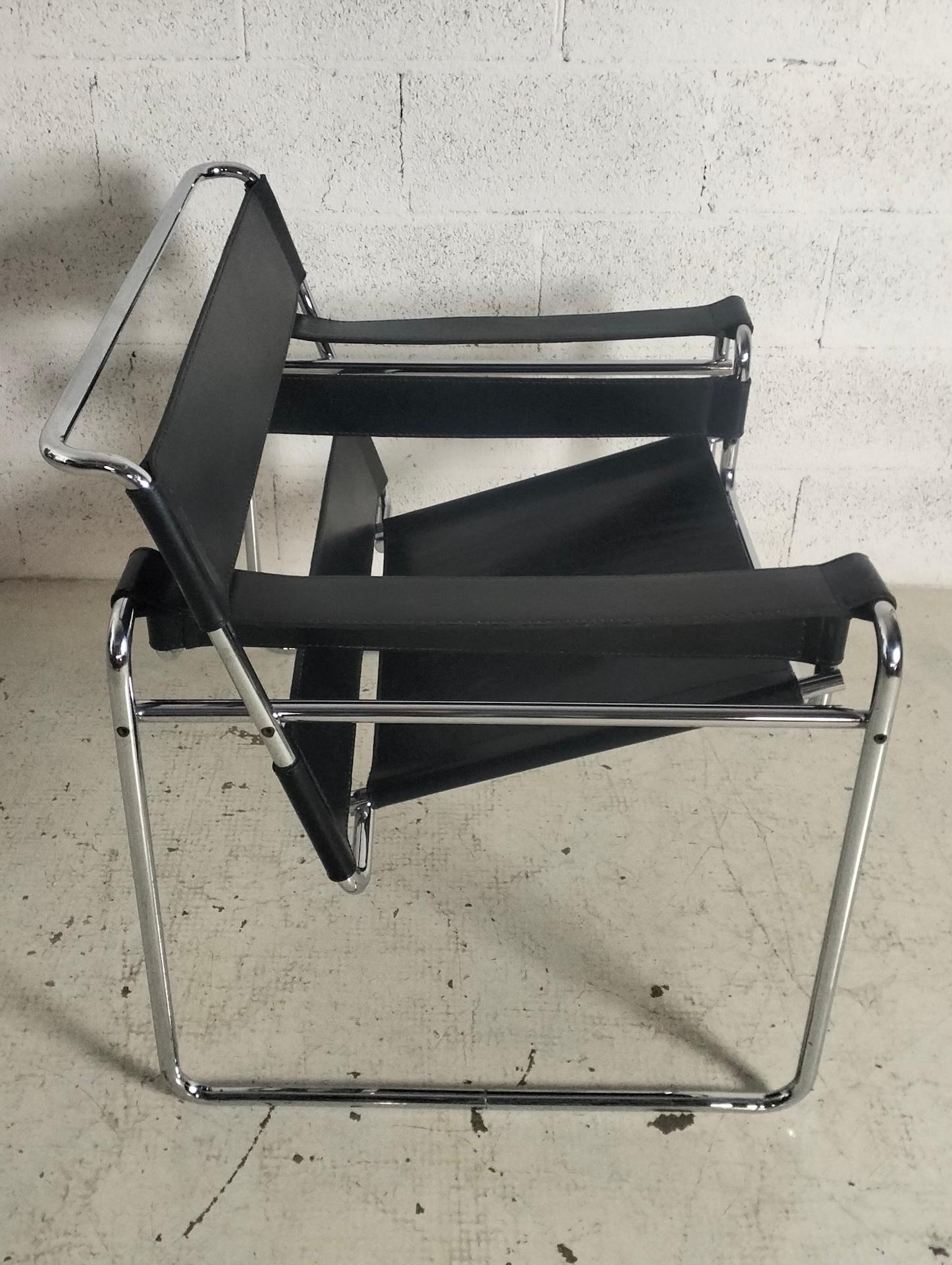 Wassily Sessel aus verchromtem Stahl und Leder von Marcel Breuer für Gavina 60er Jahre im Angebot 4