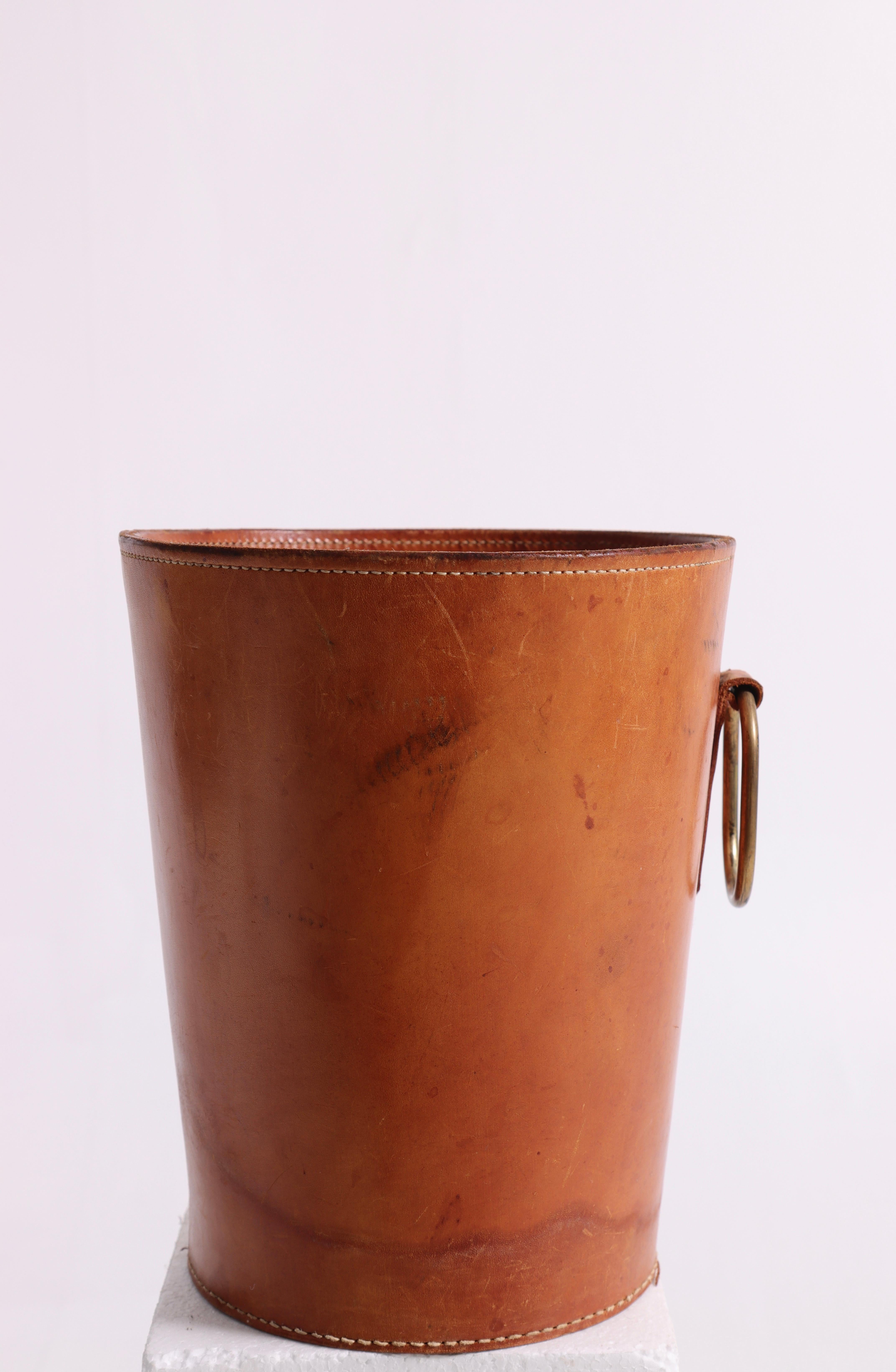 Danish Waste Bin in Patinated Leather, Illums Bolighus, 1950s, Dainsh Midcentury For Sale