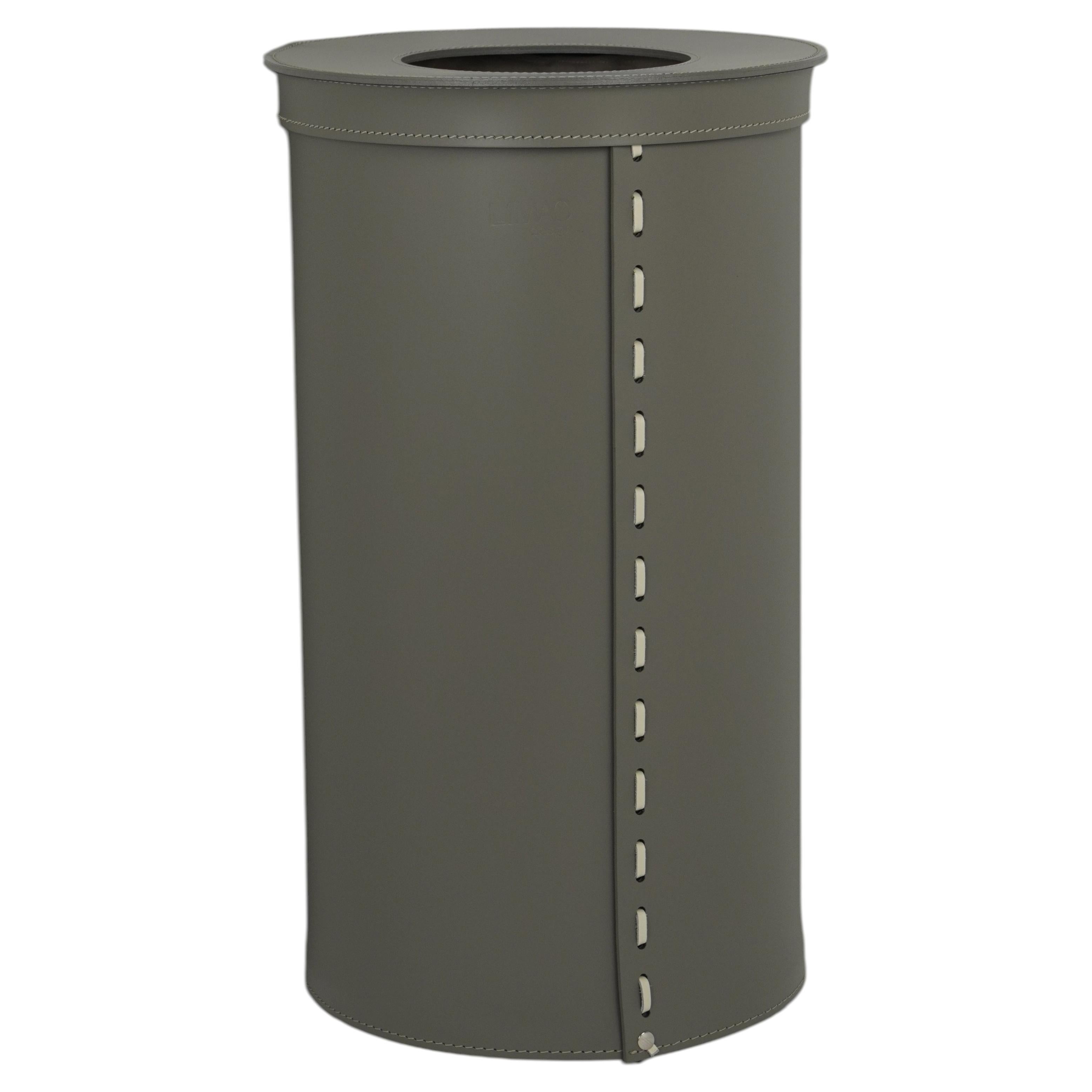Waste Paper Basket HELMA with lid - Regenerated Leather For Sale