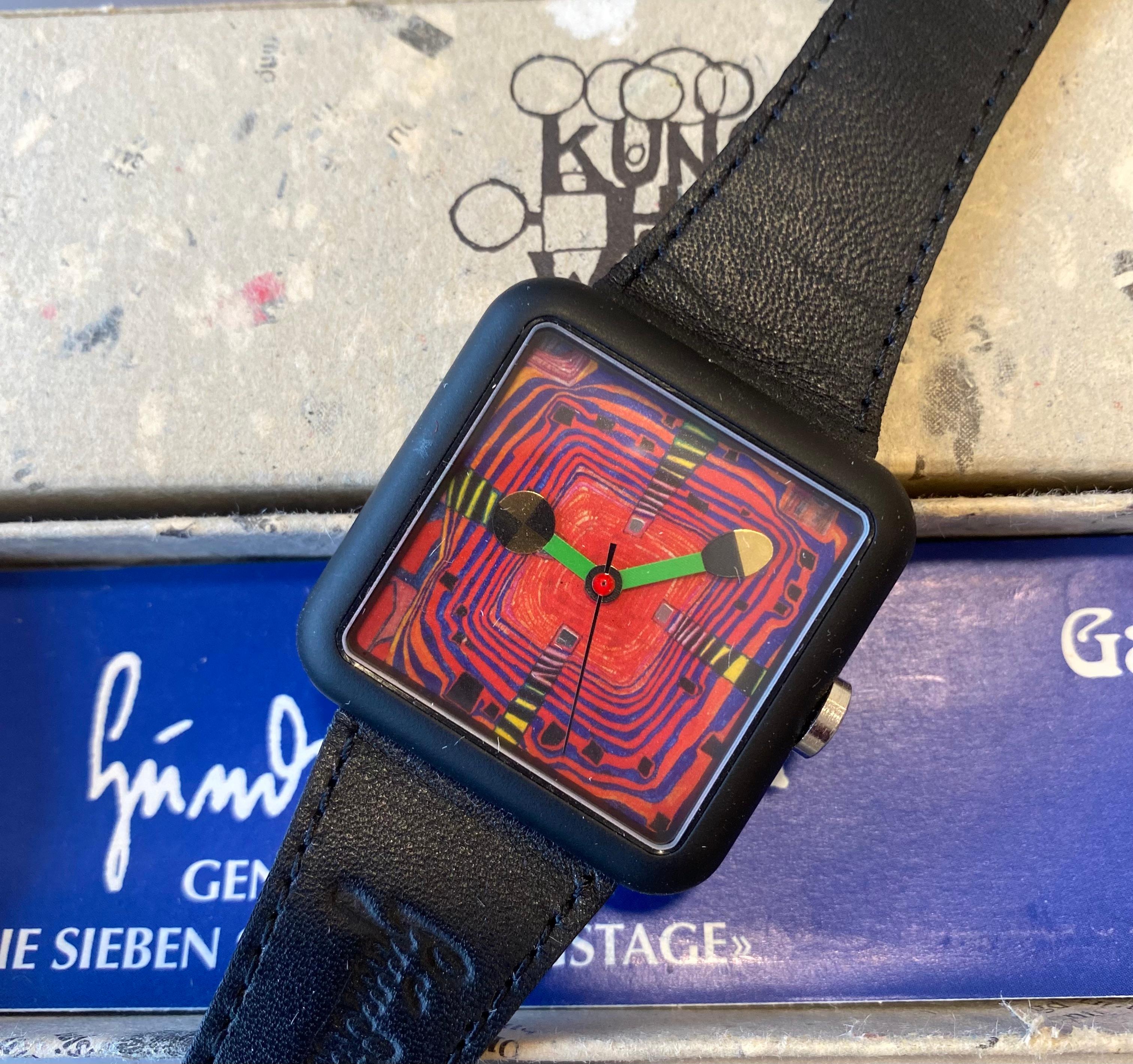 Montre conçue par l'artiste autrichien Hundertwasser.
Montre rare, neuve de stock.
Vendu avec boîte et certificat.
Circa : 1995
Diamètre : 4 cm
Longueur de la sangle : 24 cm.