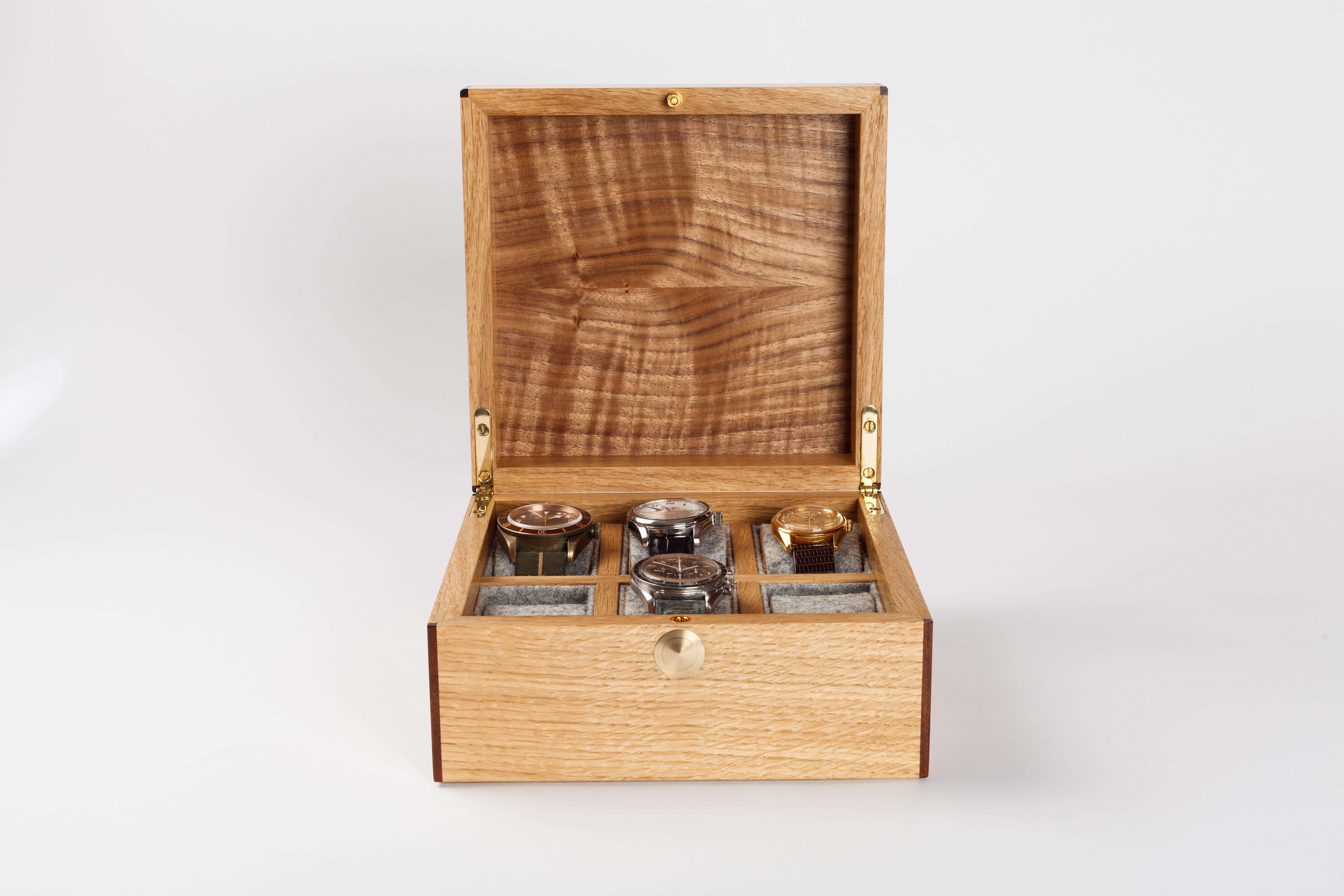 Scottish Watch Box in Oak with Oak Burl Lid For Sale