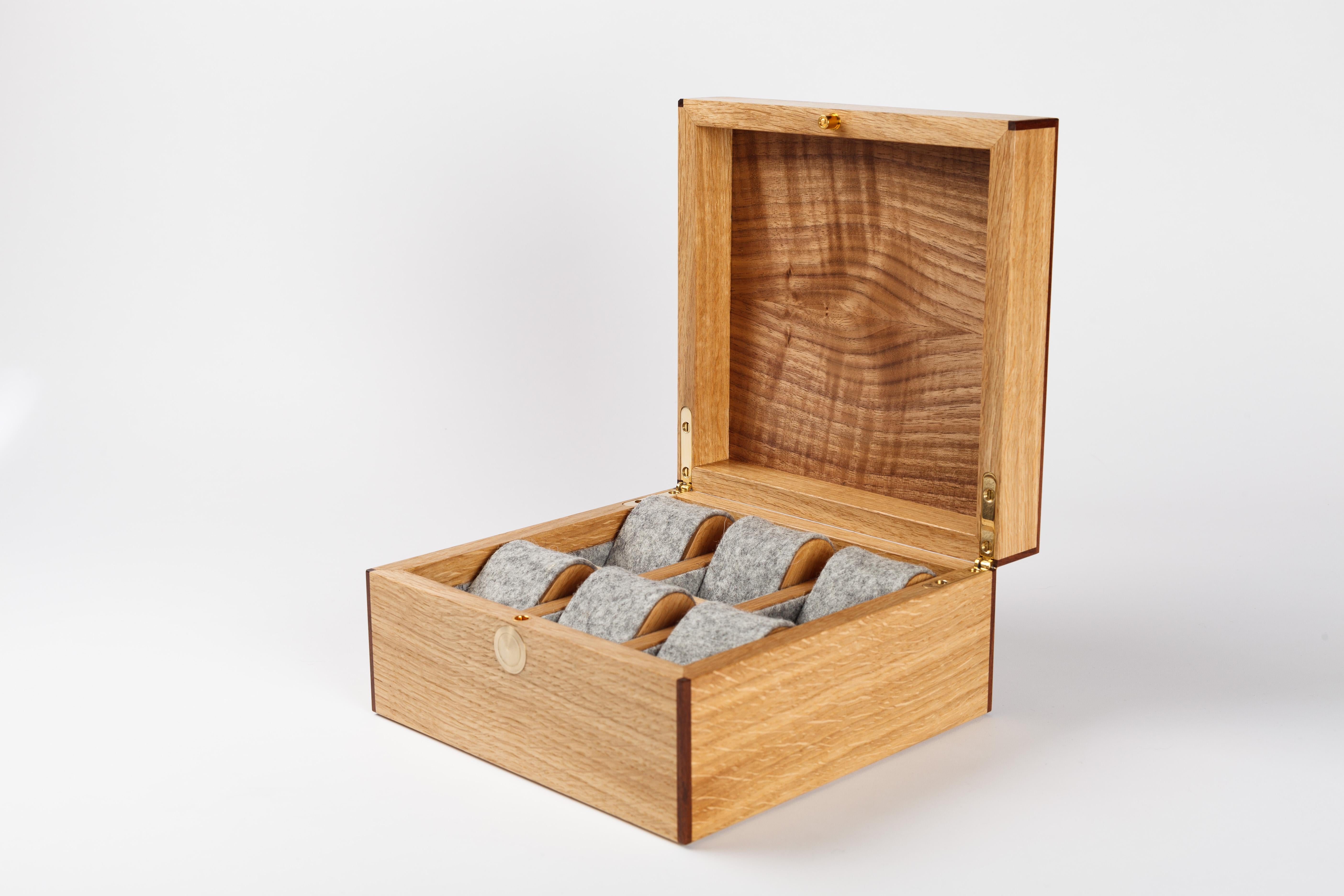 Uhrenbox aus Eiche mit Deckel aus Eichenwurzelholz (Handgefertigt) im Angebot