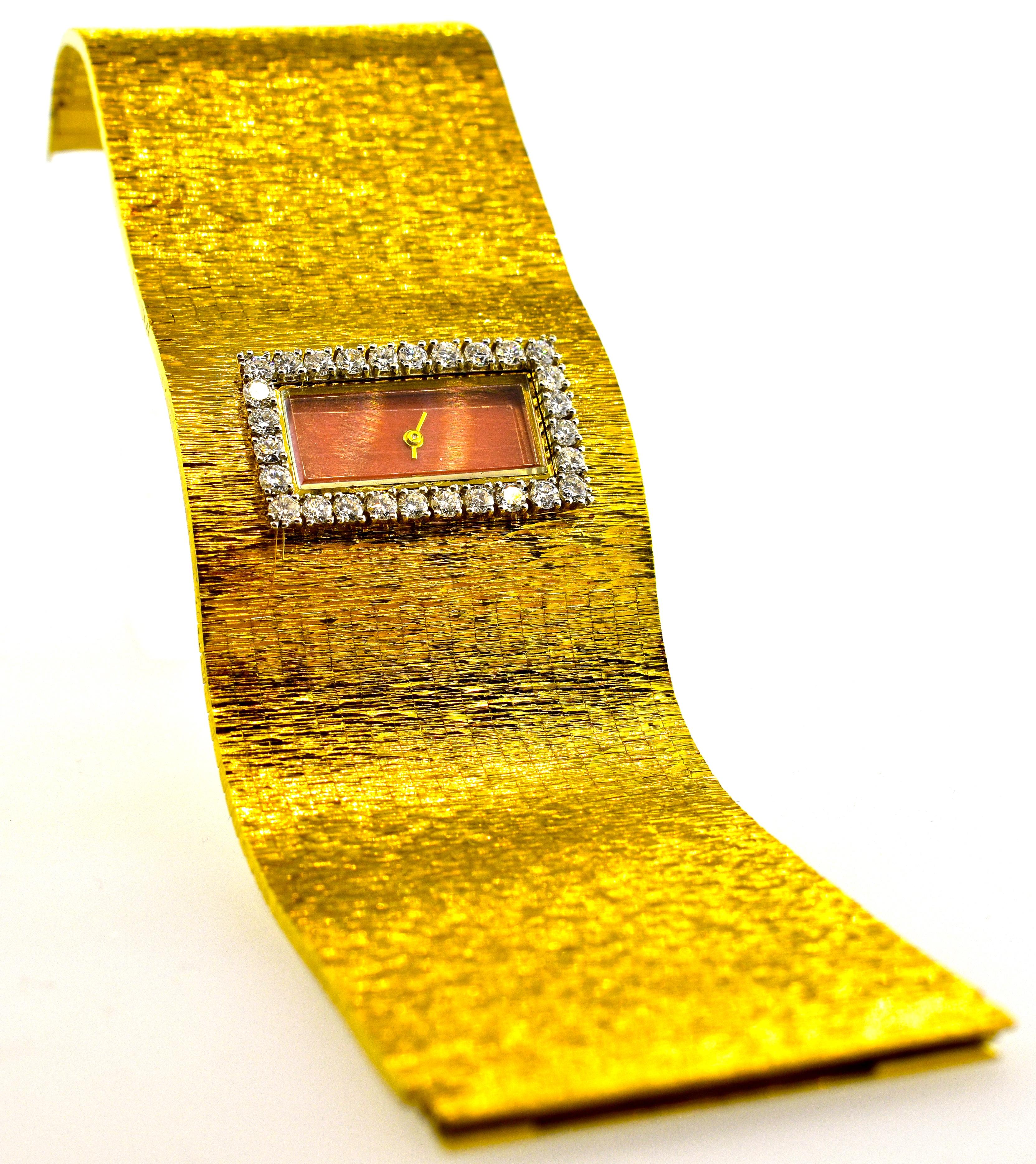 Watch Bracelet with Diamonds and a Coral Dial, Milner London, circa 1965 In Good Condition In Aspen, CO