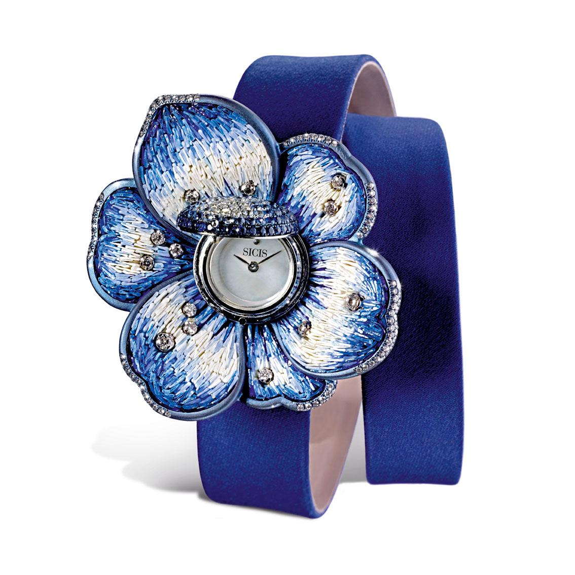 Uhr aus Weißgold, weiße Diamanten, Titan, blaue Saphire, Satin, Armband, Mikromosaik (Moderne) im Angebot