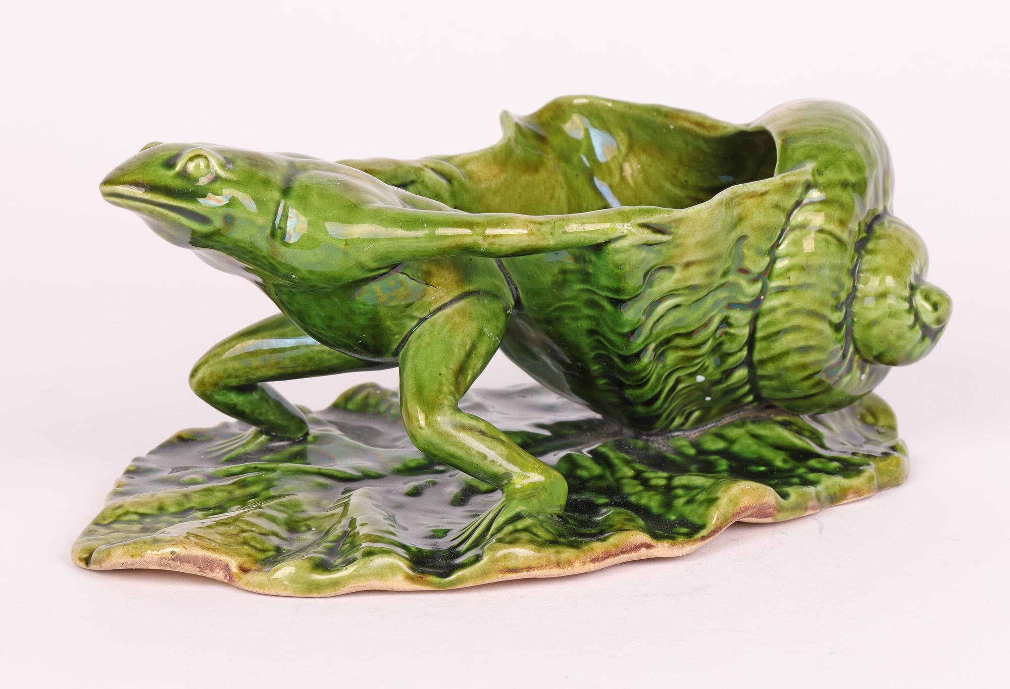 Watcombe Torquay Art pottery Green Glazed Novelty Frog & Shell Sauce Boat   2