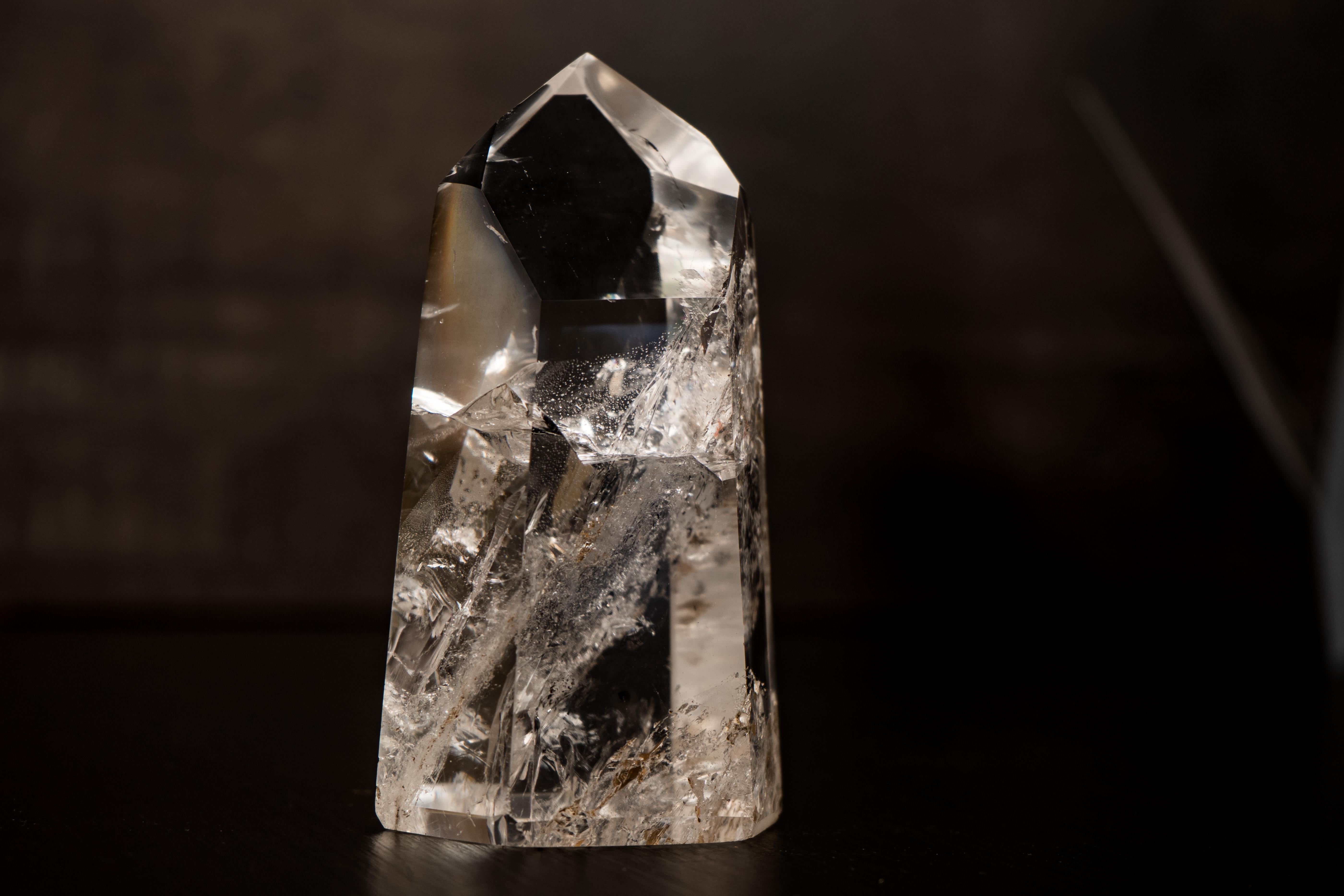 Water-Clear Lemurian Quartz Obelisk Point from Diamantina In New Condition For Sale In Ametista Do Sul, BR