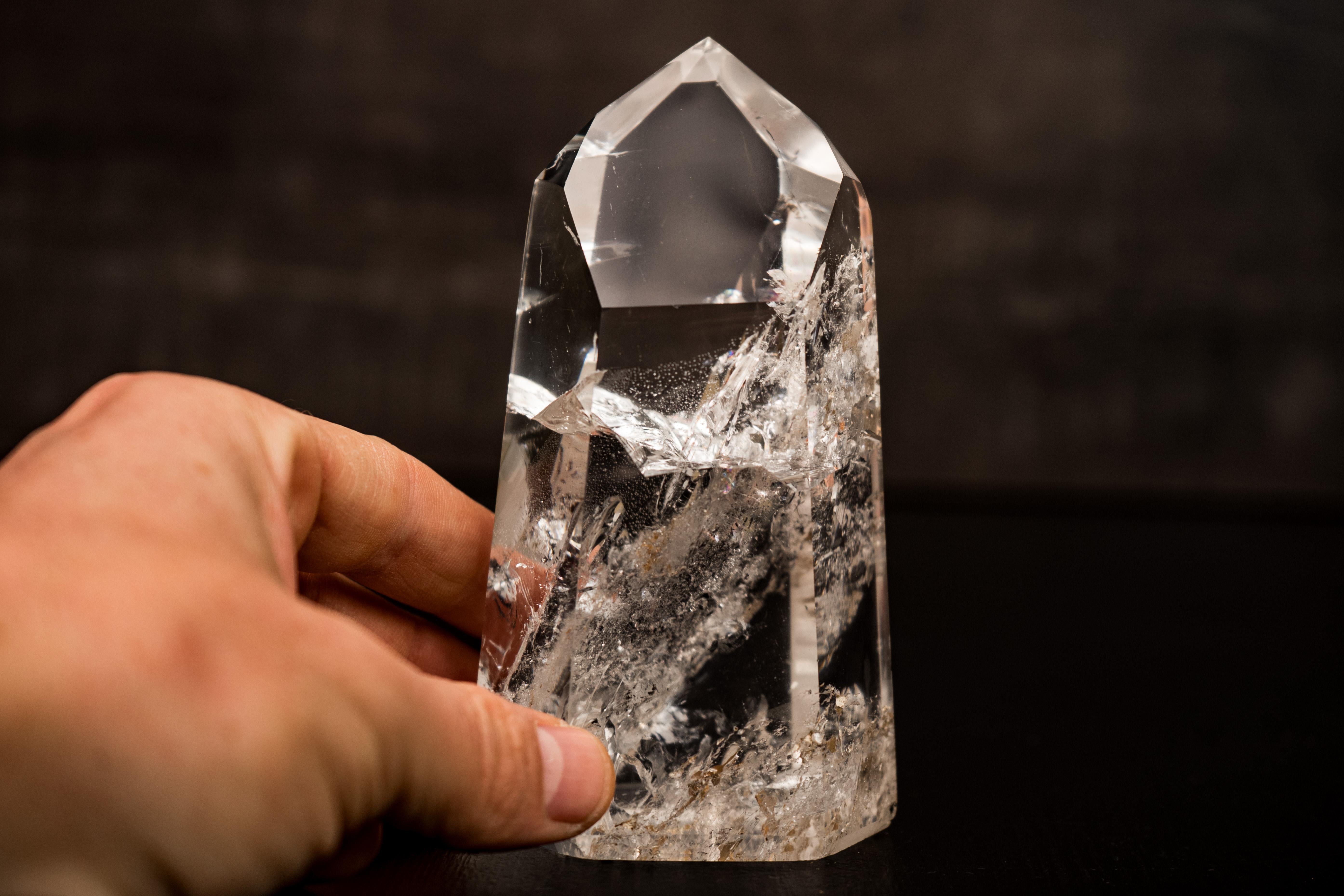 Water-Clear Lemurian Quartz Obelisk Point from Diamantina For Sale 2
