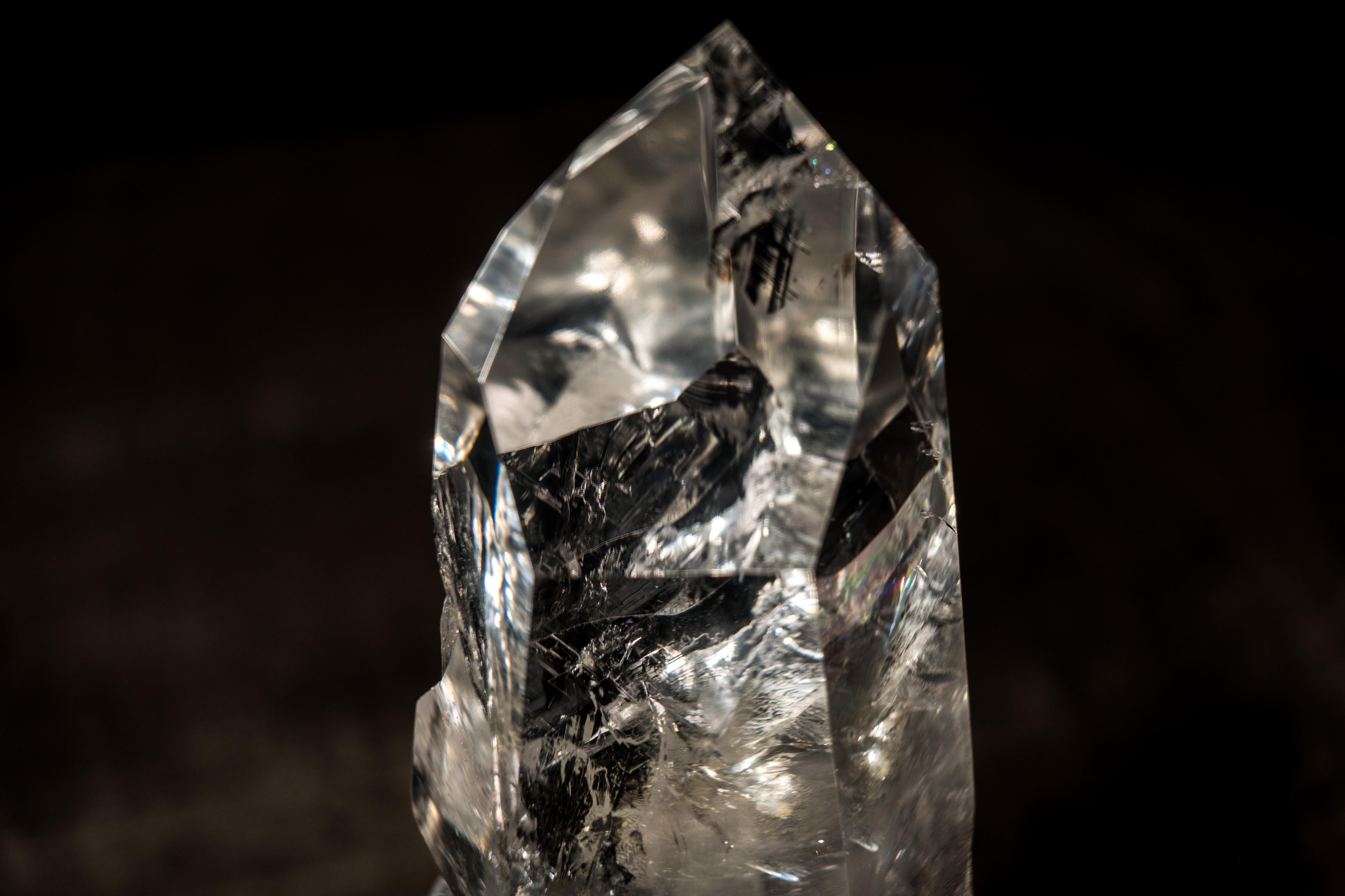 Brazilian Water-Clear Lemurian Quartz Point from Diamantina, Optical Clarity For Sale