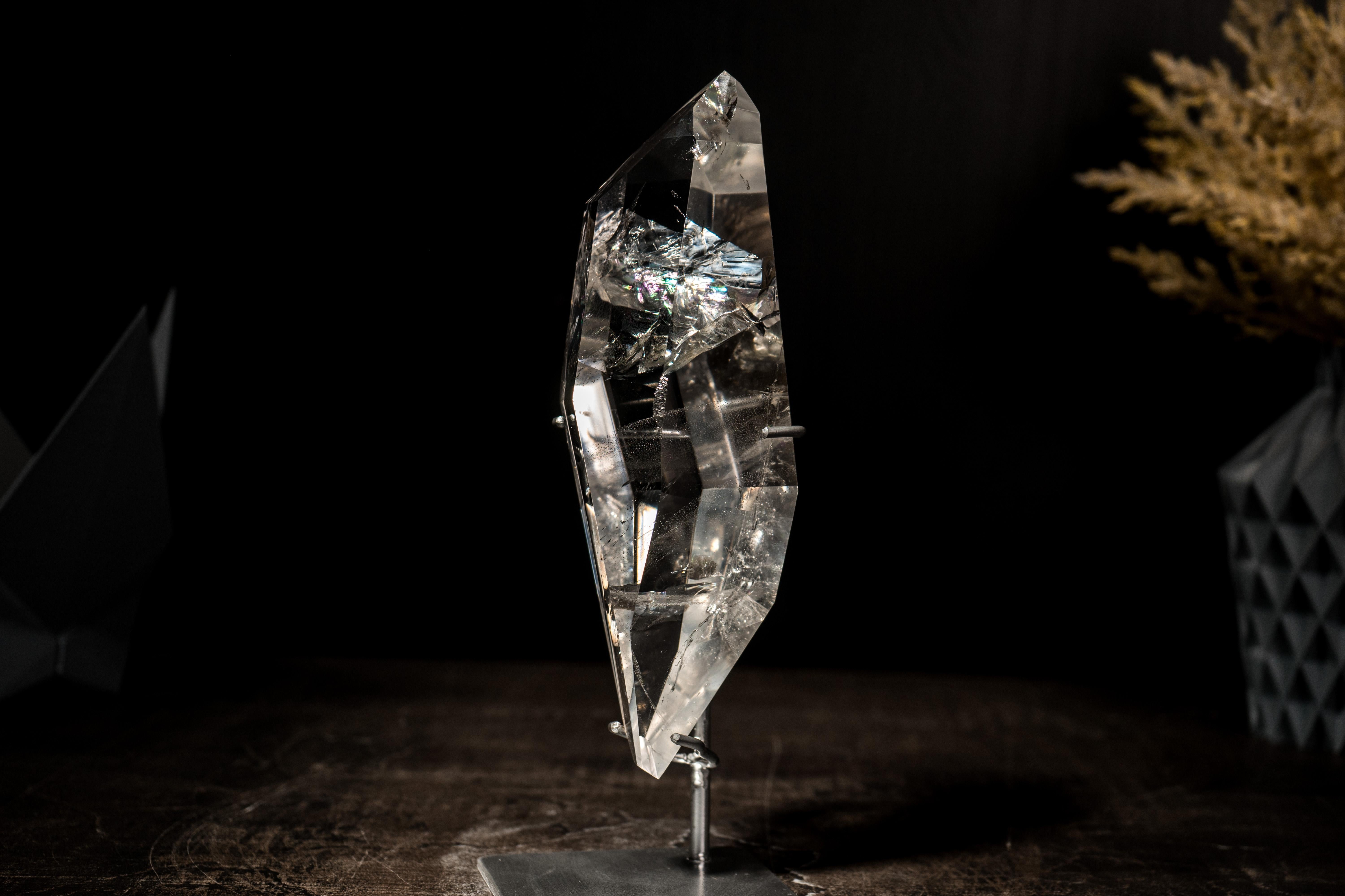 Contemporary Water-Clear Lemurian Quartz Point from Diamantina, Optical Clarity For Sale