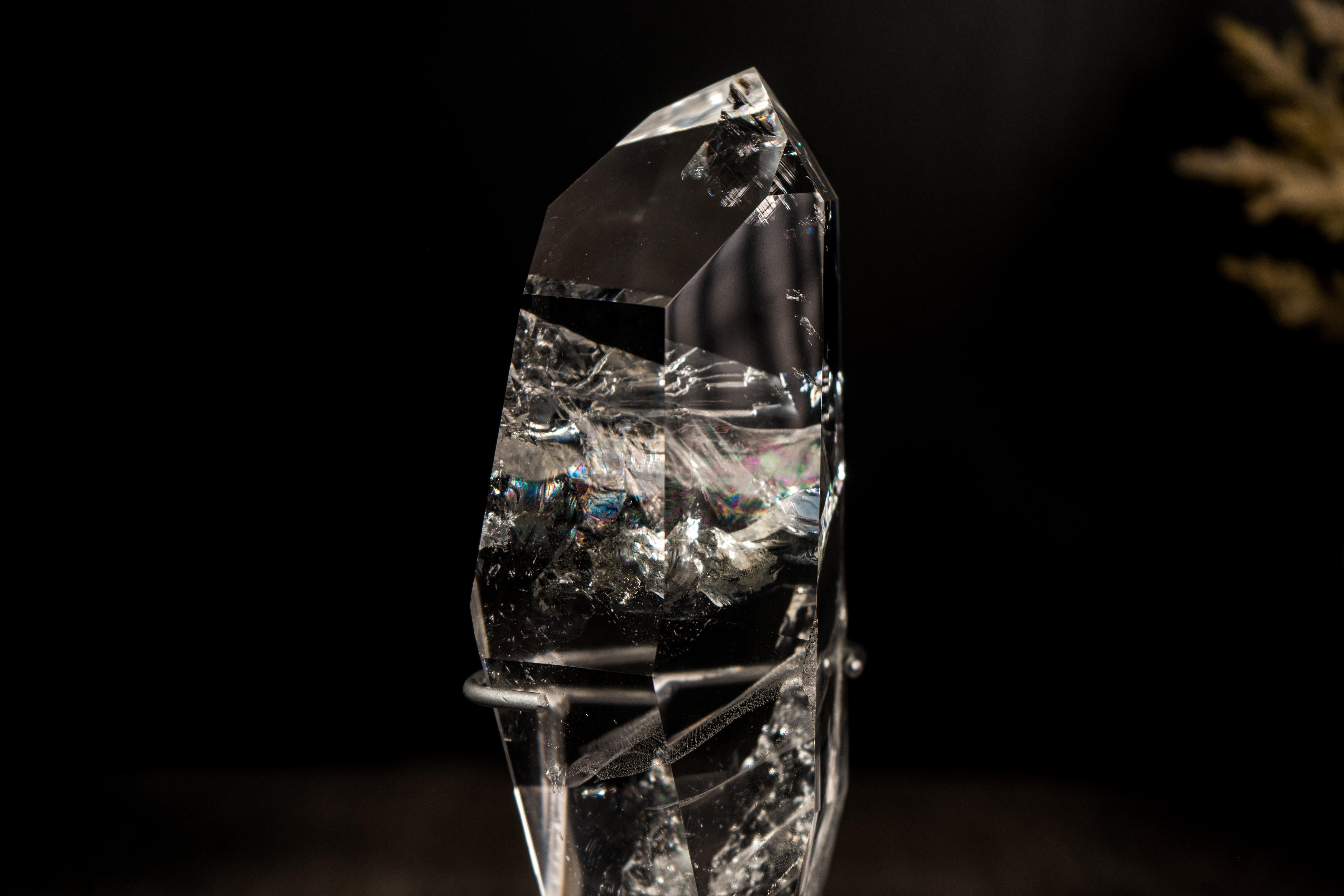 Water-Clear Lemurian Quartz Point from Diamantina, Optical Clarity For Sale 2