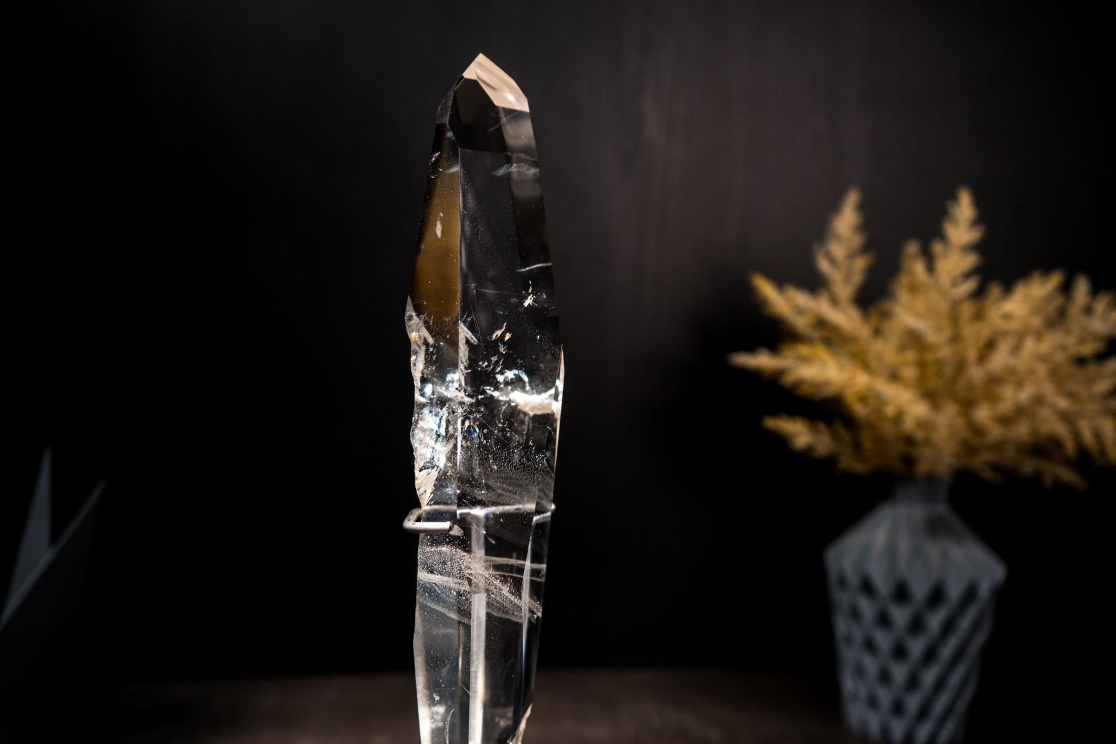Cristal Eau claire Véritable Pointe de Quartz Lémurien en vente