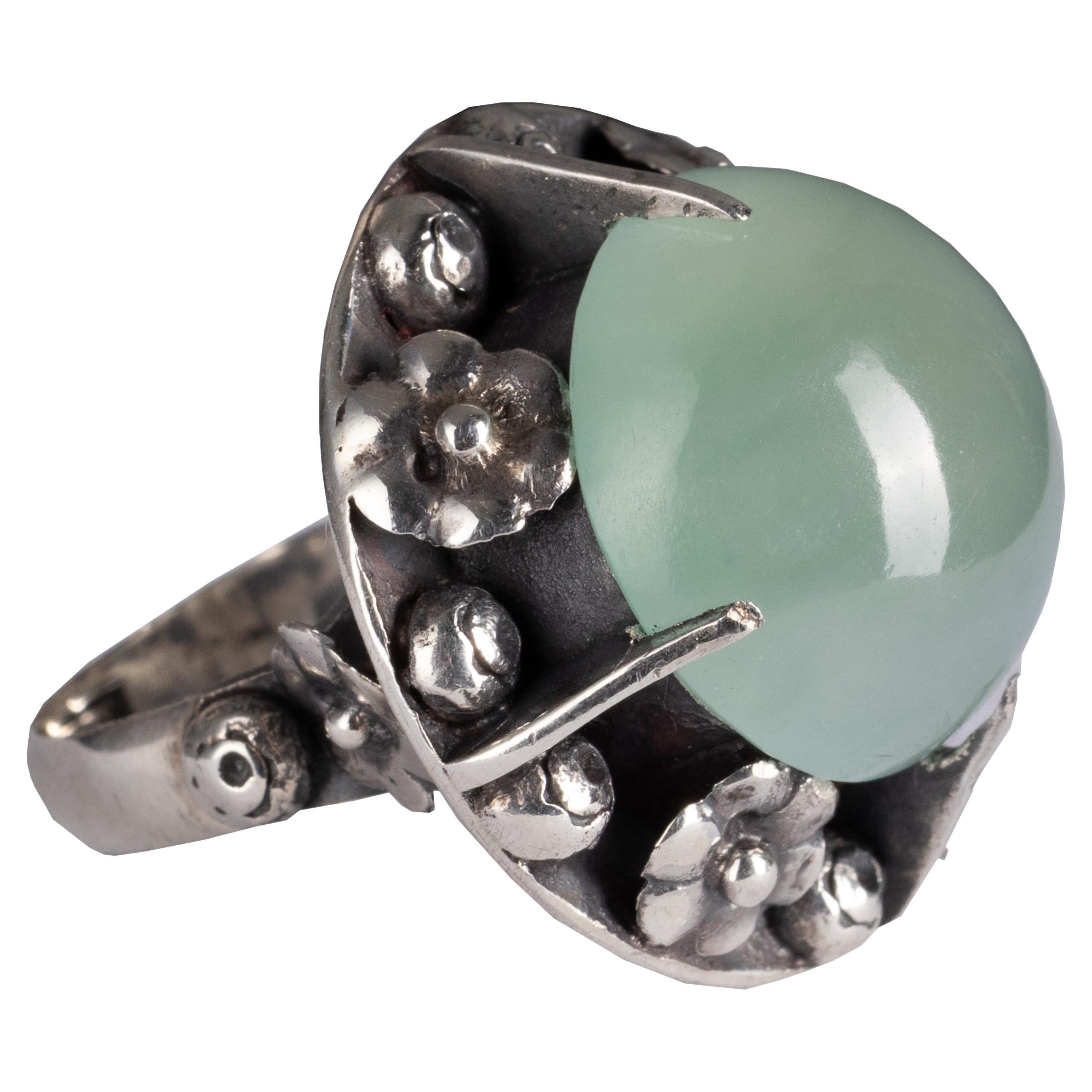 Carved Jade Ring from Arts and Crafts Period For Sale at 1stDibs